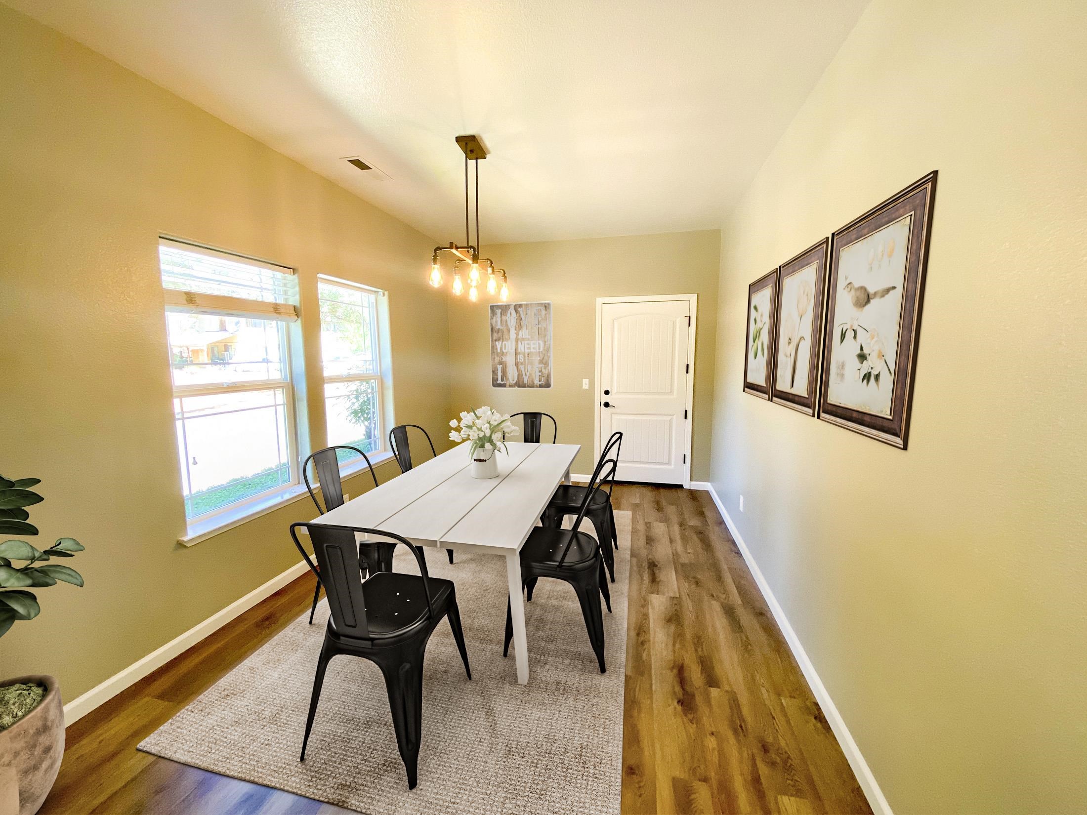 Detail Gallery Image 8 of 34 For 18197 Hammer Ln, Tuolumne,  CA 95379 - 3 Beds | 2 Baths