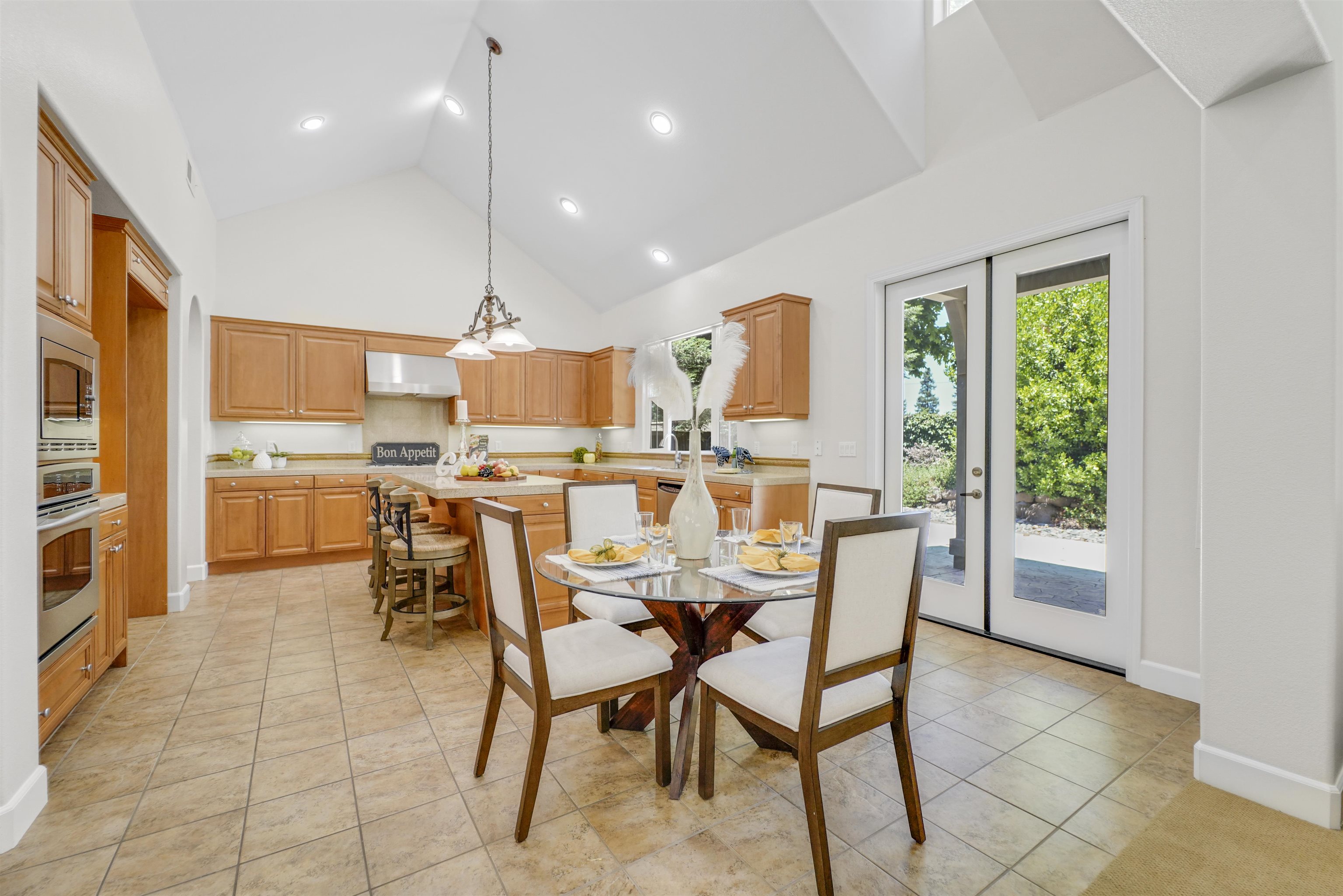 Detail Gallery Image 27 of 60 For 1993 Fairway Oaks Dr, Ripon,  CA 95366 - 3 Beds | 3/1 Baths