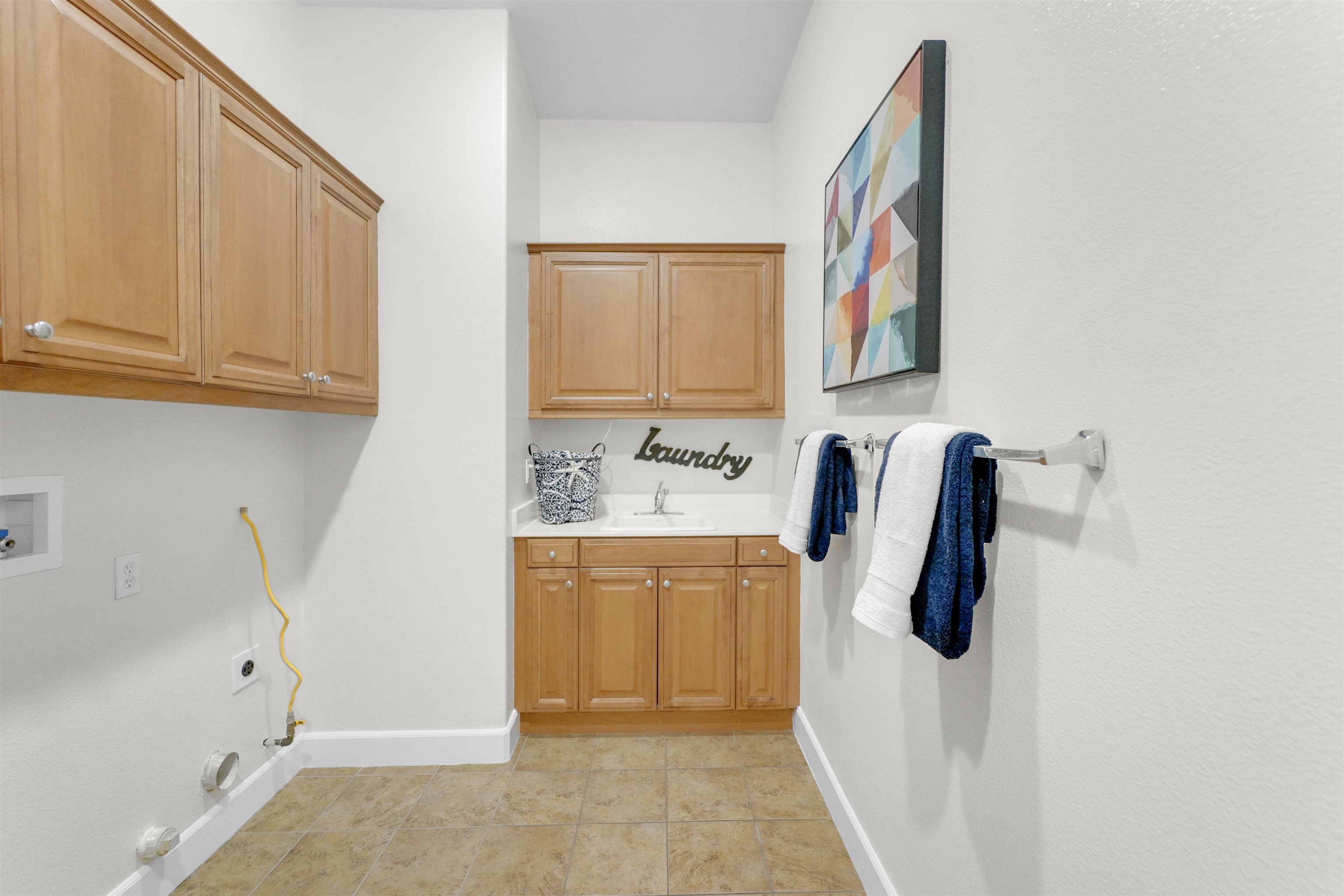 Detail Gallery Image 55 of 60 For 1993 Fairway Oaks Dr, Ripon,  CA 95366 - 3 Beds | 3/1 Baths