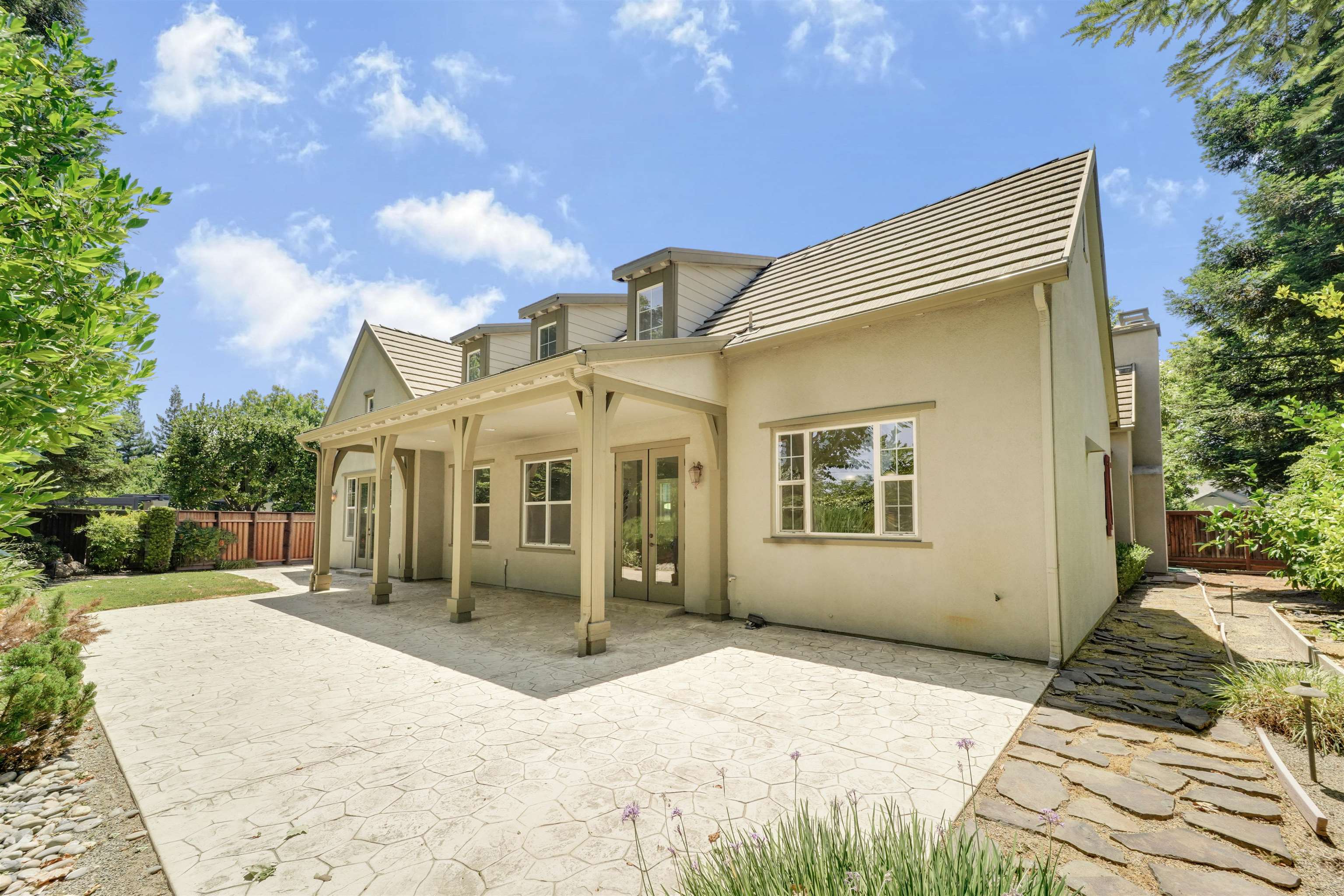 Detail Gallery Image 56 of 60 For 1993 Fairway Oaks Dr, Ripon,  CA 95366 - 3 Beds | 3/1 Baths