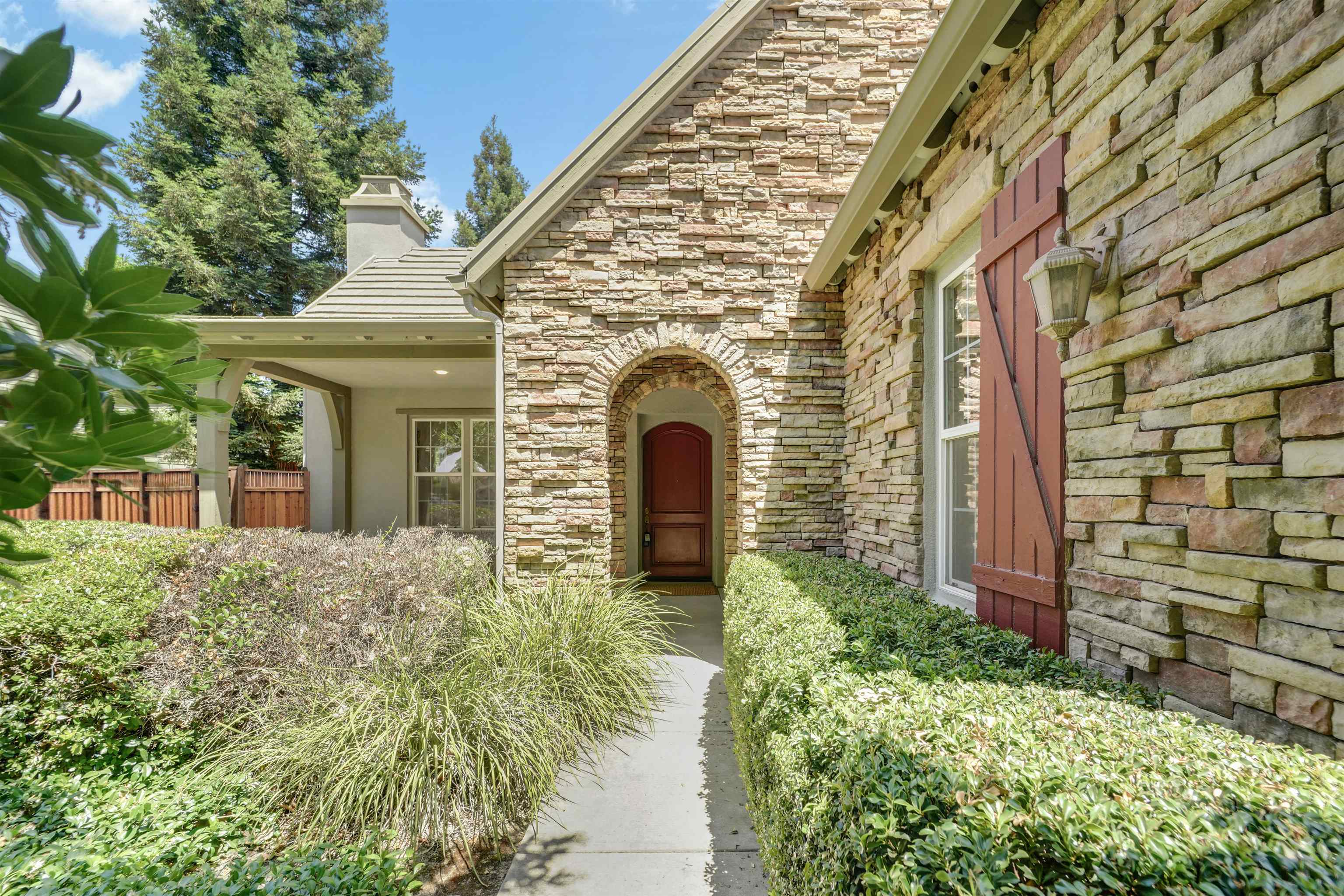 Detail Gallery Image 8 of 60 For 1993 Fairway Oaks Dr, Ripon,  CA 95366 - 3 Beds | 3/1 Baths