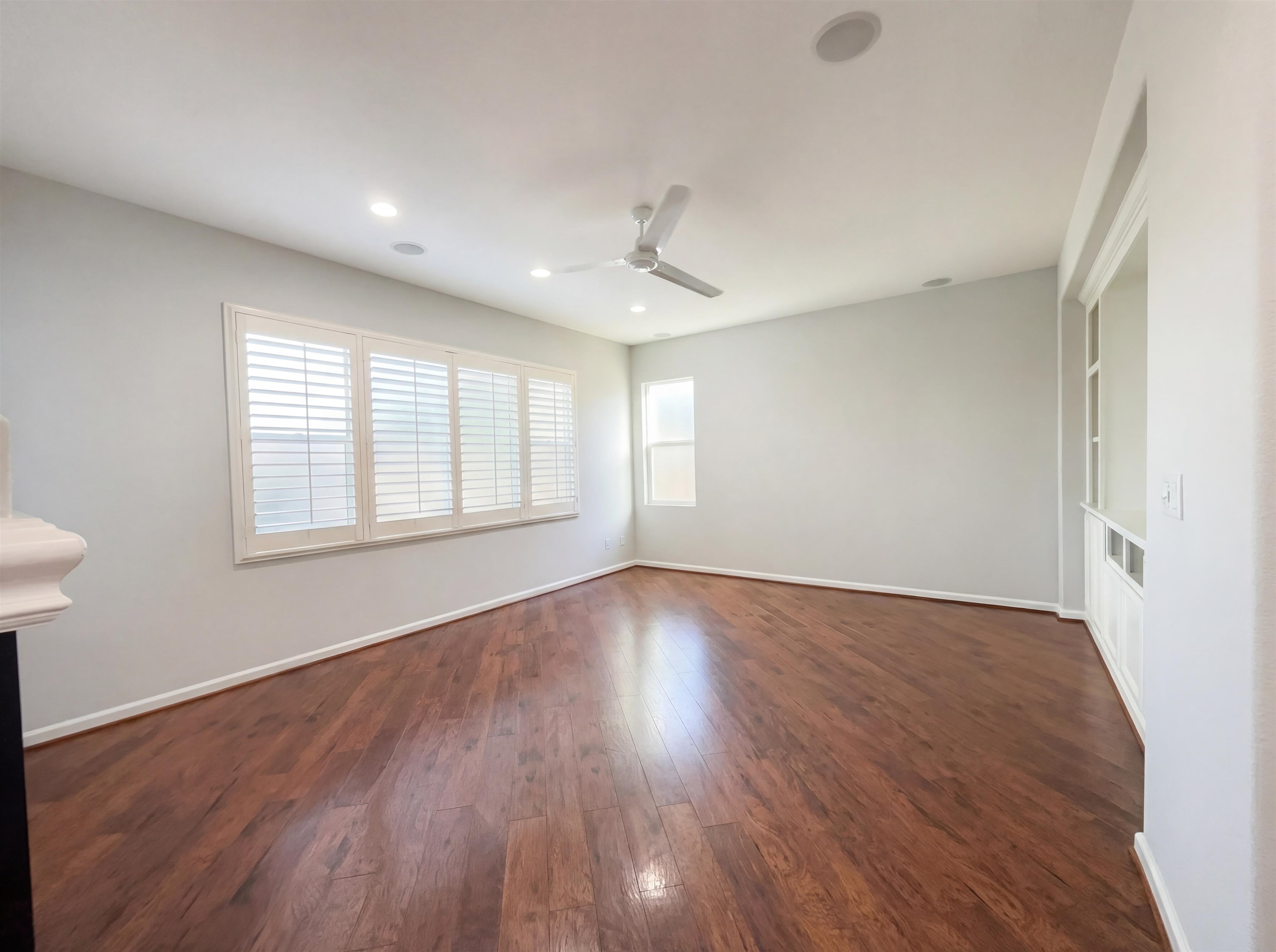 Detail Gallery Image 14 of 37 For 1124 Lake Park Dr, Oakley,  CA 94561 - 6 Beds | 3 Baths