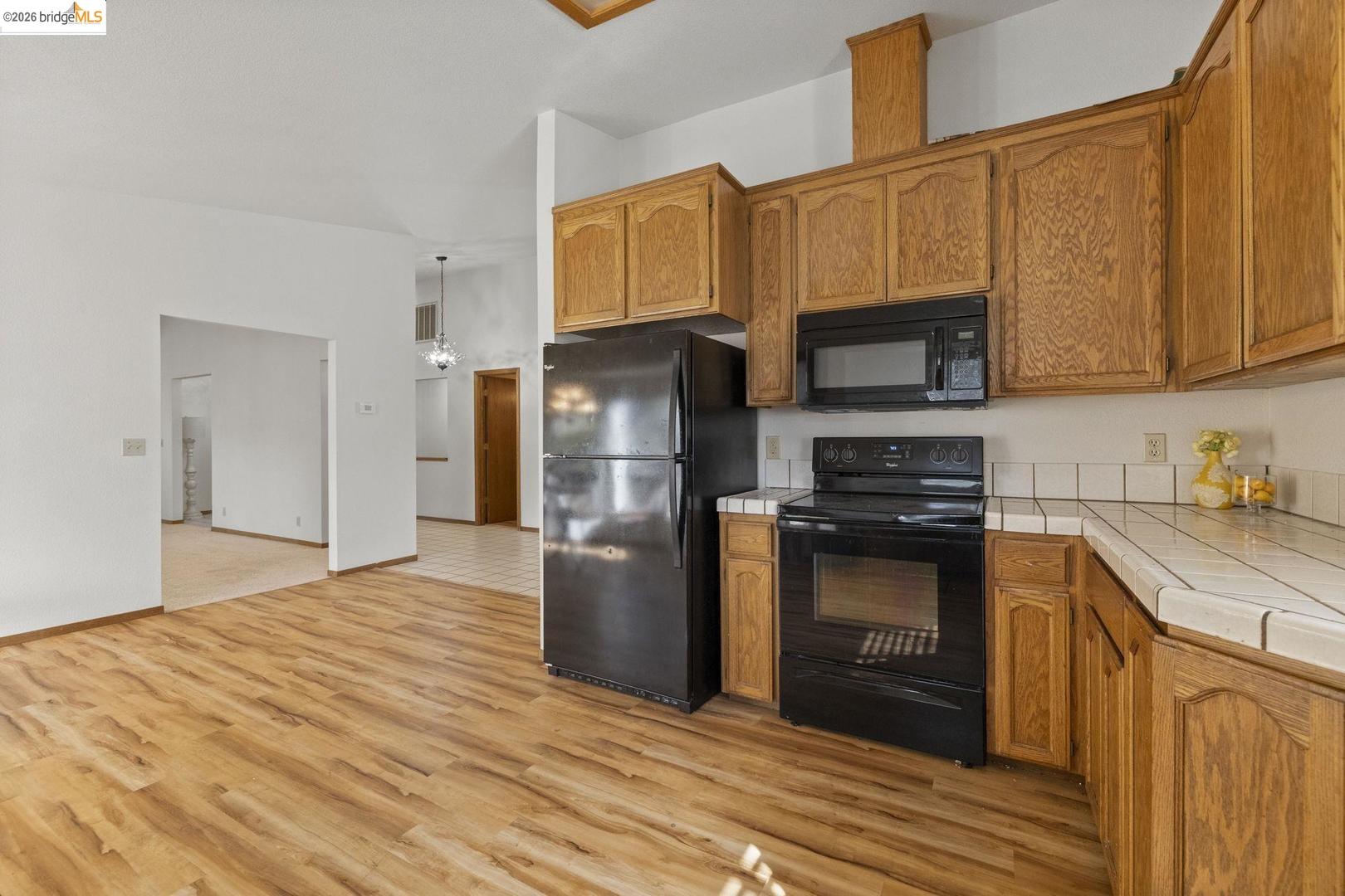 Detail Gallery Image 11 of 36 For 16137 Acorn Dr, Sonora,  CA 95370 - 3 Beds | 2/1 Baths