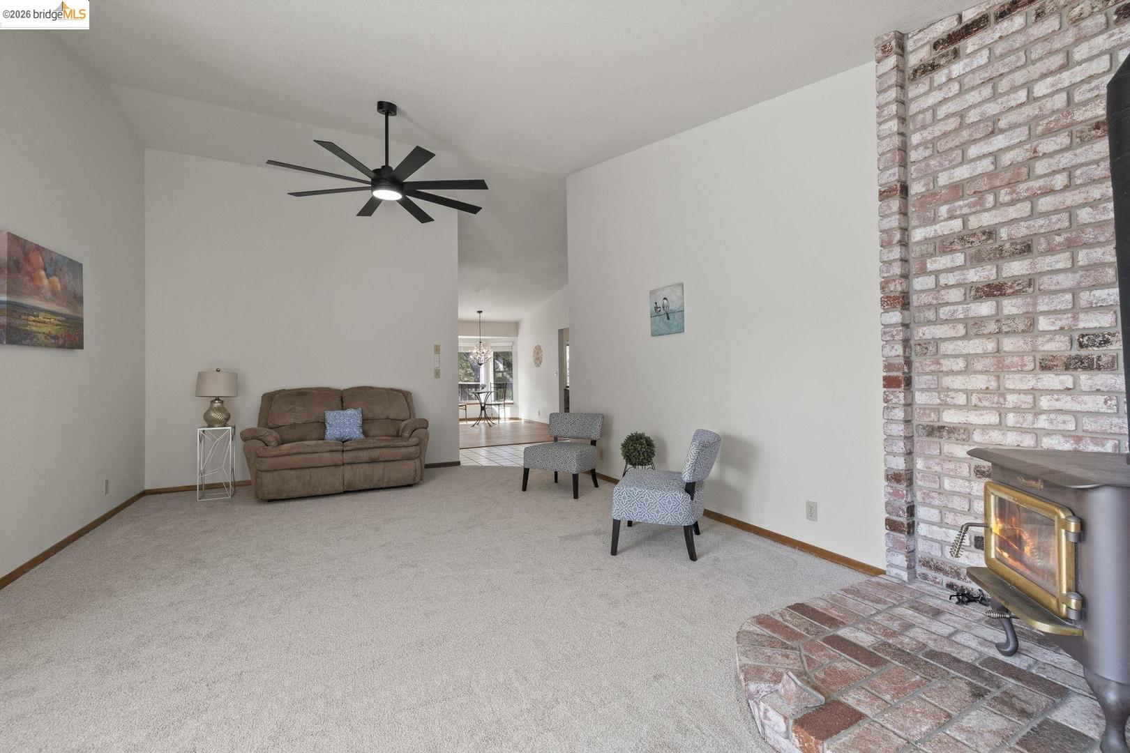 Detail Gallery Image 7 of 36 For 16137 Acorn Dr, Sonora,  CA 95370 - 3 Beds | 2/1 Baths