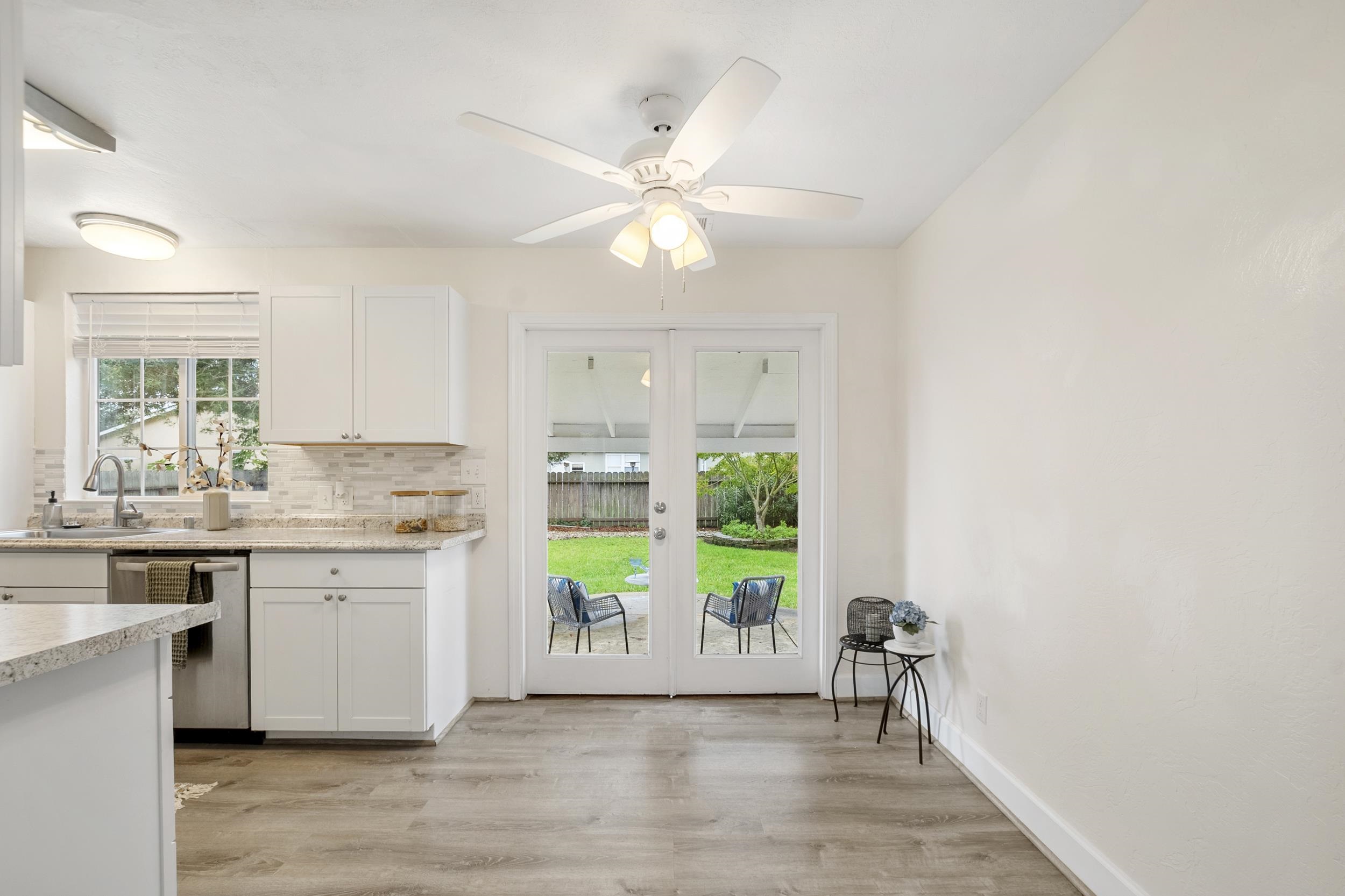 Detail Gallery Image 4 of 21 For 2561 Pacific St, Napa,  CA 94558 - 2 Beds | 1 Baths