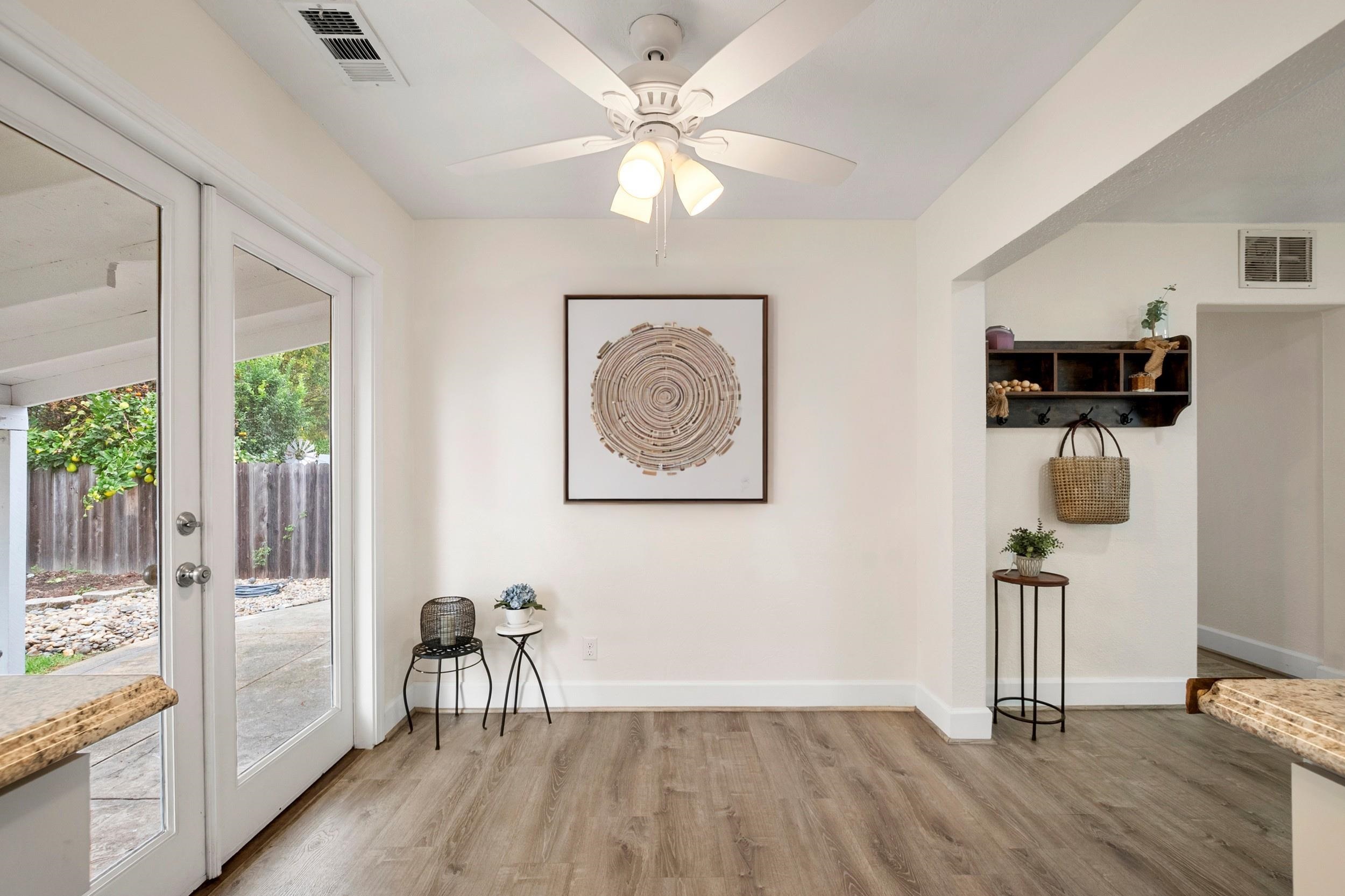 Detail Gallery Image 8 of 21 For 2561 Pacific St, Napa,  CA 94558 - 2 Beds | 1 Baths