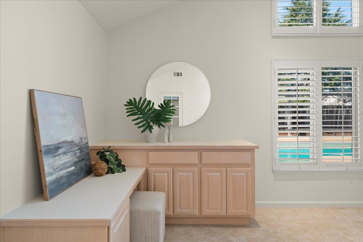 Detail Gallery Image 6 of 35 For 4141 Mattos Dr, Fremont,  CA 94536 - 4 Beds | 2/1 Baths