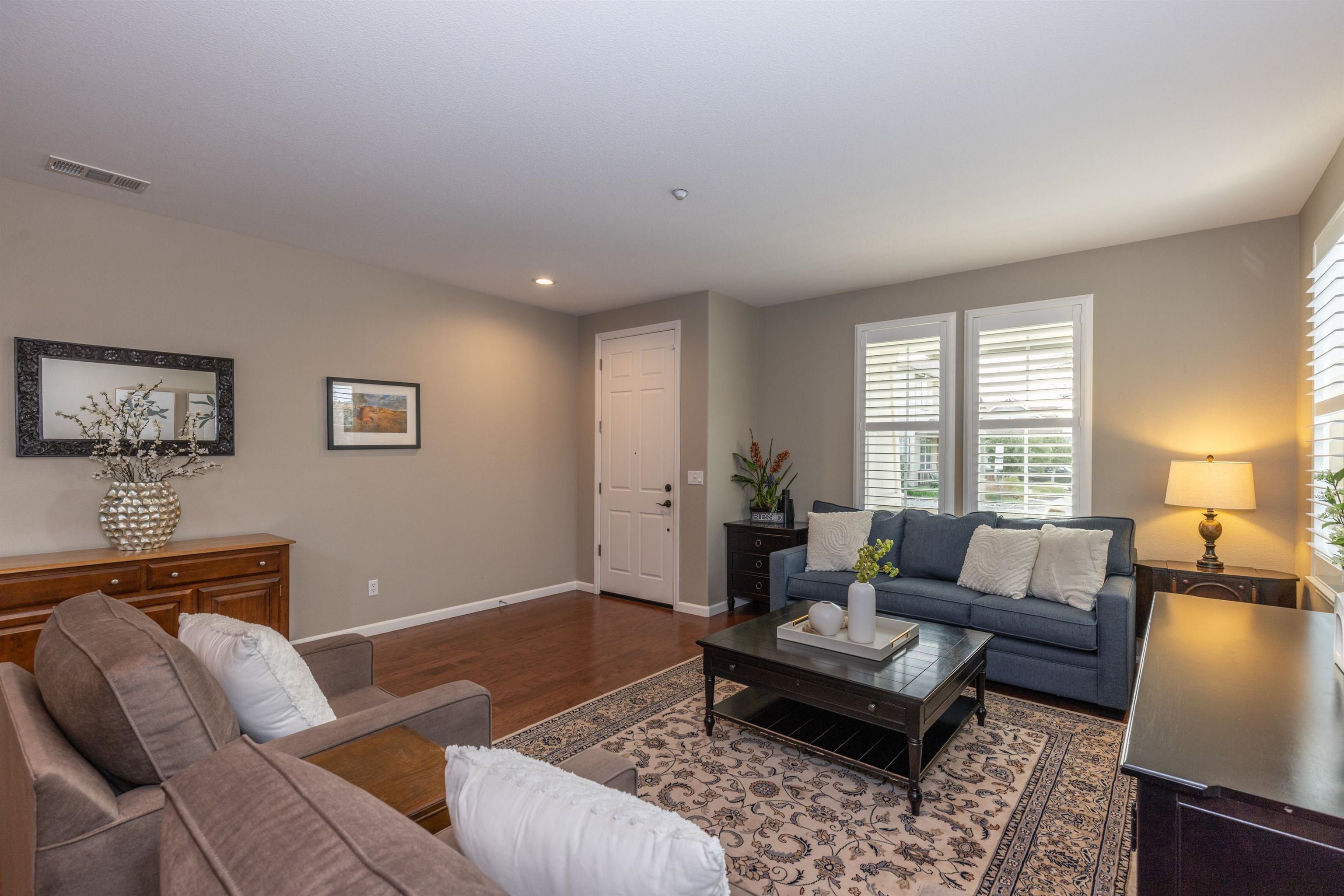 Detail Gallery Image 6 of 60 For 1384 Buckhorn Creek Rd, Livermore,  CA 94550 - 4 Beds | 2/1 Baths