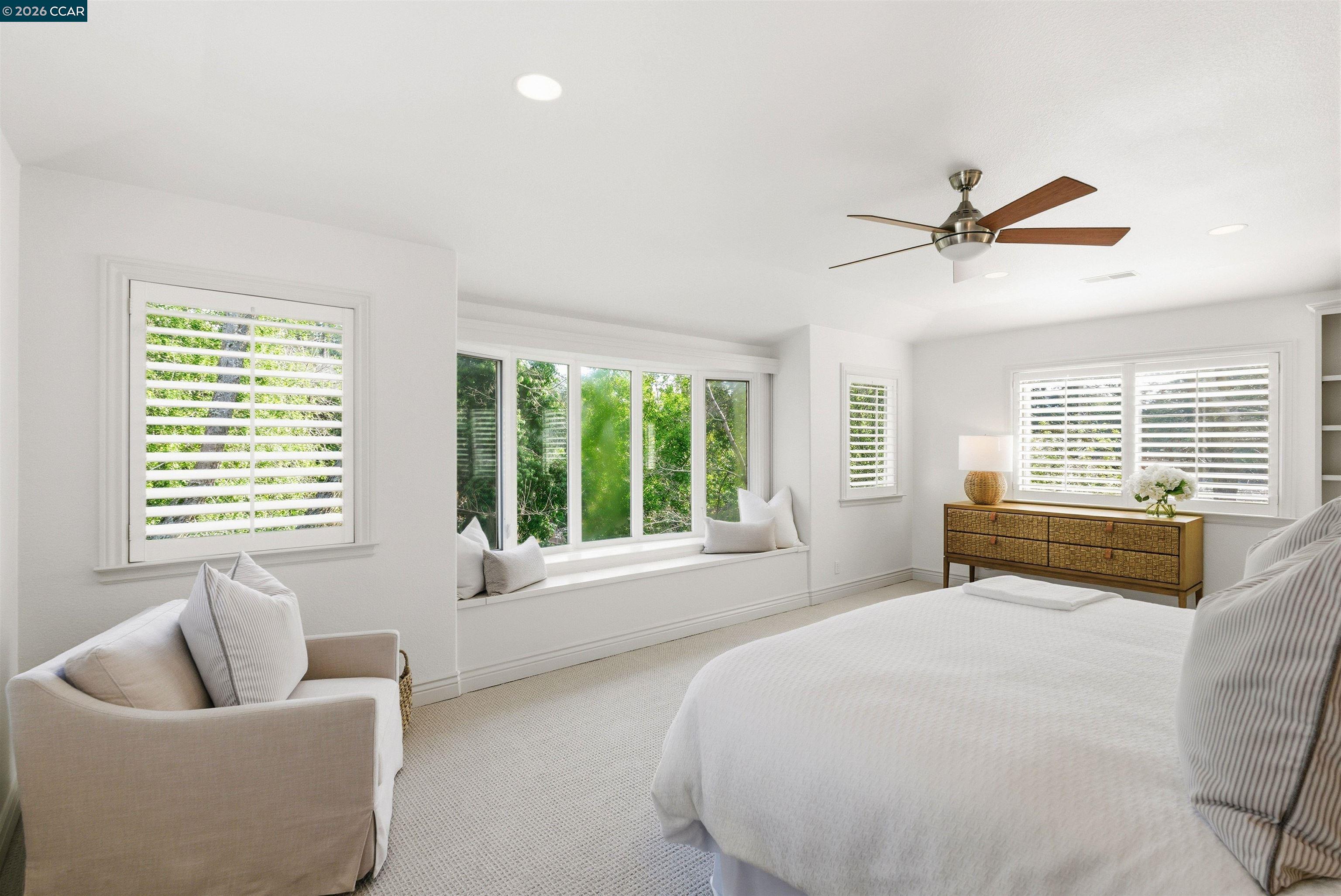 Detail Gallery Image 19 of 42 For 82 Sleepy Hollow Ln, Orinda,  CA 94563 - 5 Beds | 3 Baths