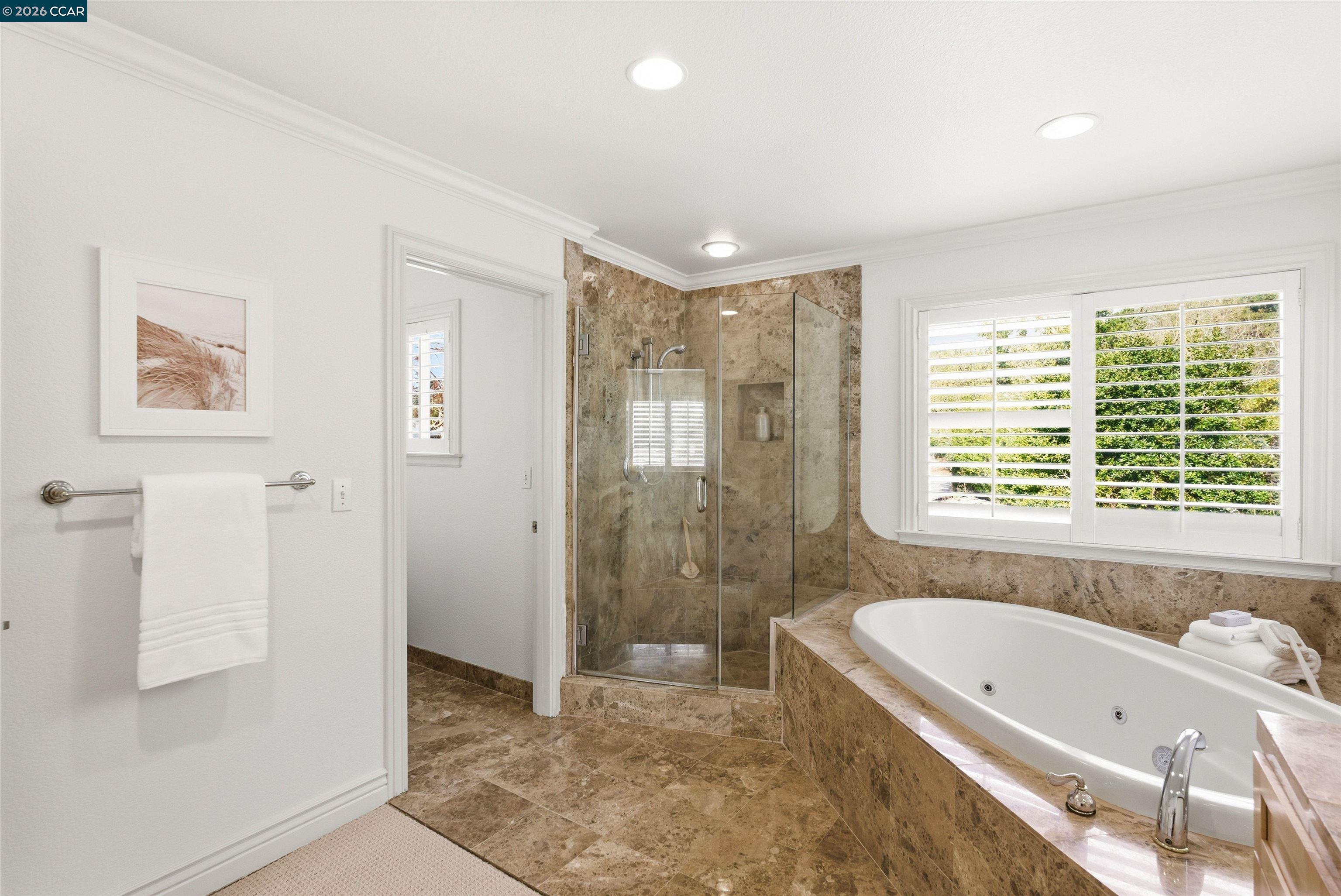 Detail Gallery Image 22 of 42 For 82 Sleepy Hollow Ln, Orinda,  CA 94563 - 5 Beds | 3 Baths