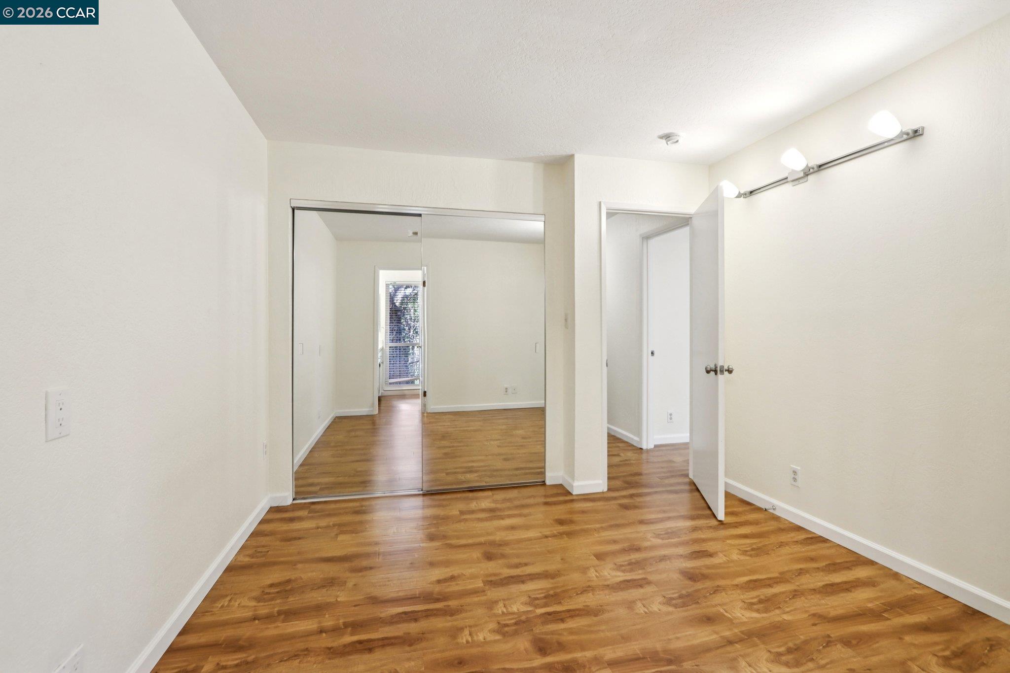 Detail Gallery Image 26 of 47 For 911 Dewing Ave, Lafayette,  CA 94549 - 3 Beds | 2/1 Baths