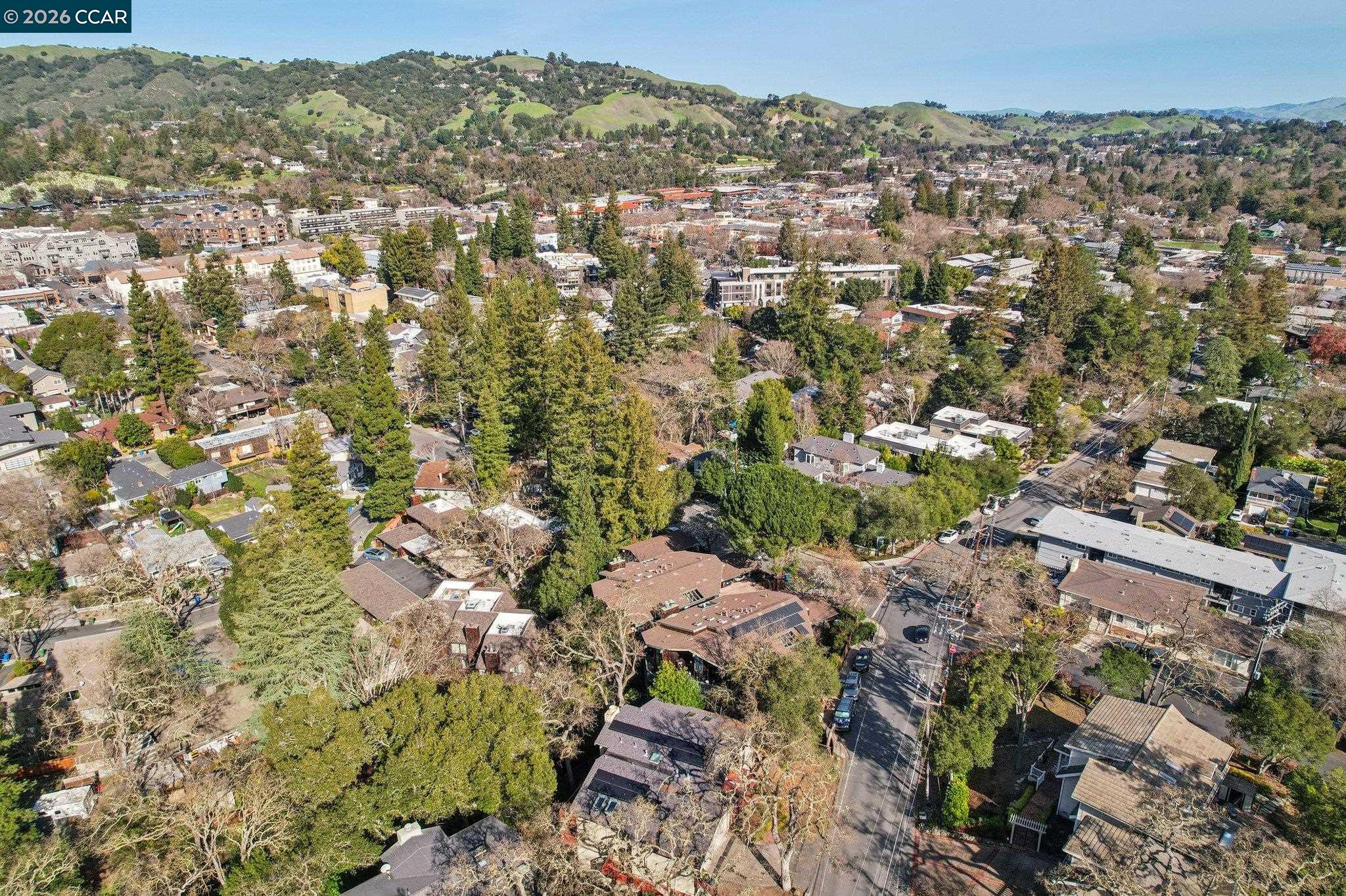 Detail Gallery Image 41 of 47 For 911 Dewing Ave, Lafayette,  CA 94549 - 3 Beds | 2/1 Baths