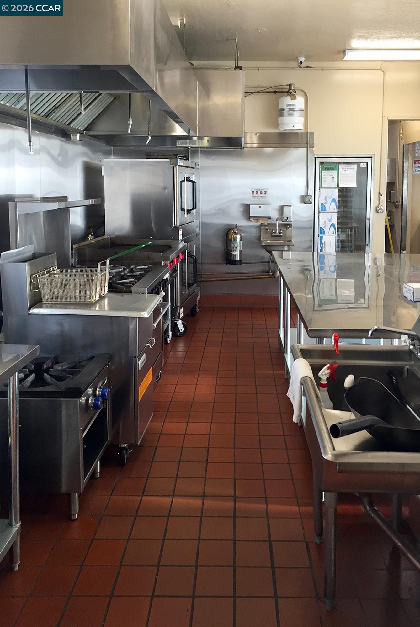 Photo #10: 41122780 Listing: Photo #10