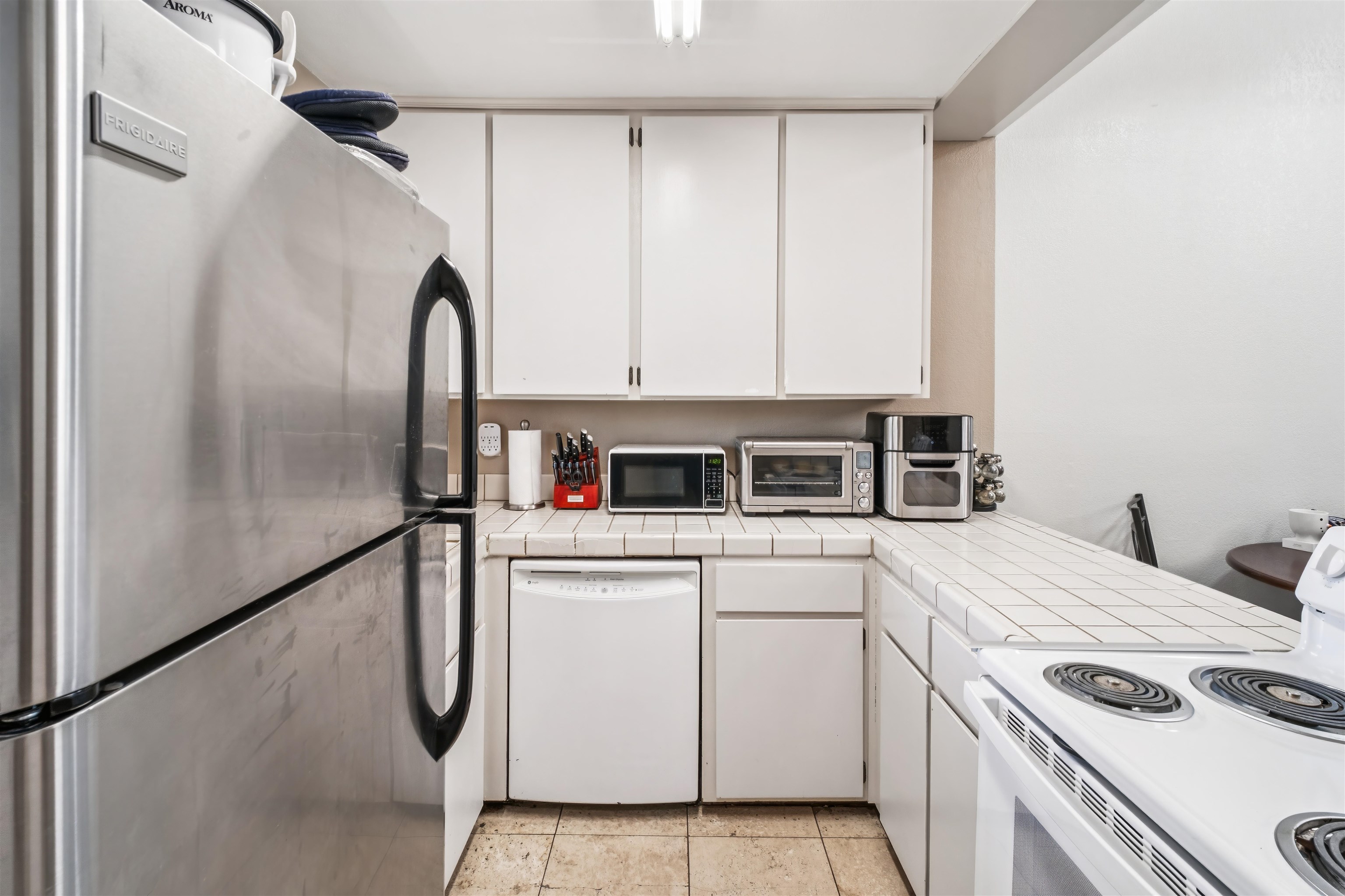 Photo #3: 41122781 Listing: Photo #3