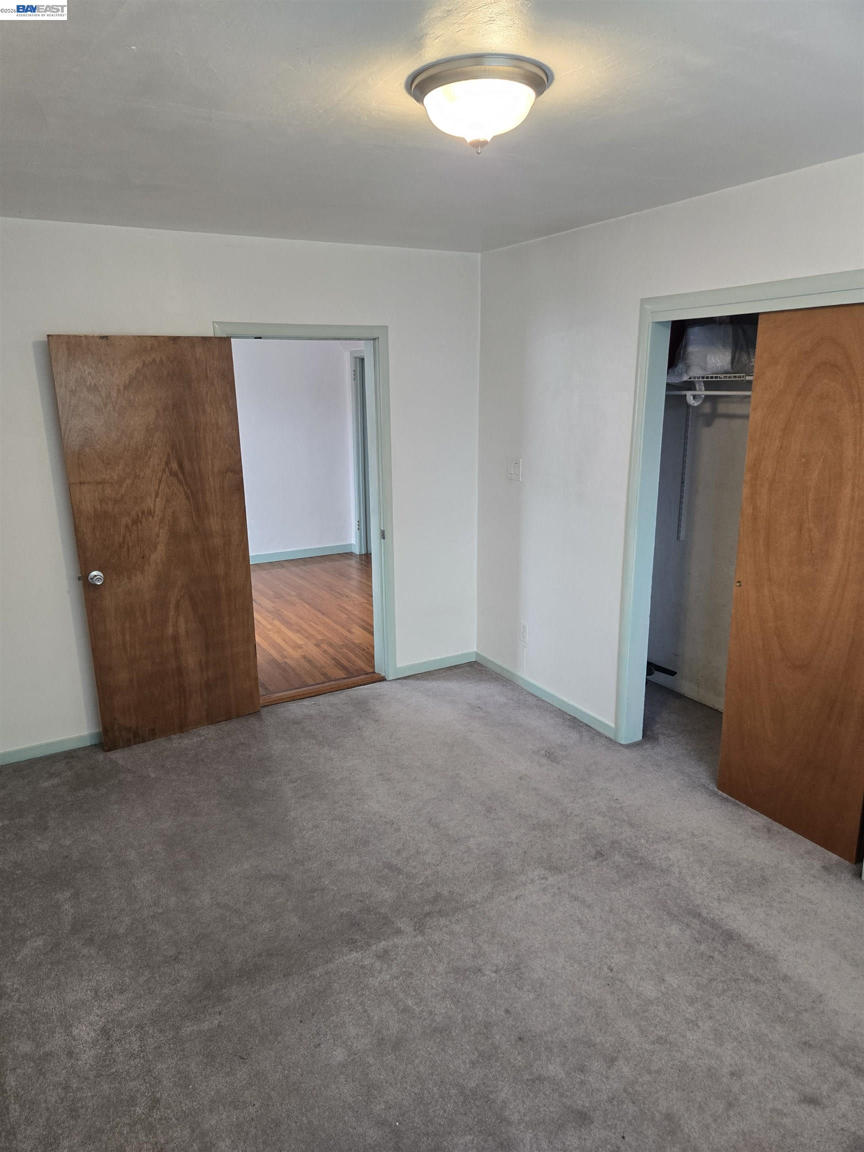 Detail Gallery Image 11 of 13 For 1243 62nd Ave, Oakland,  CA 94621 - 2 Beds | 1 Baths