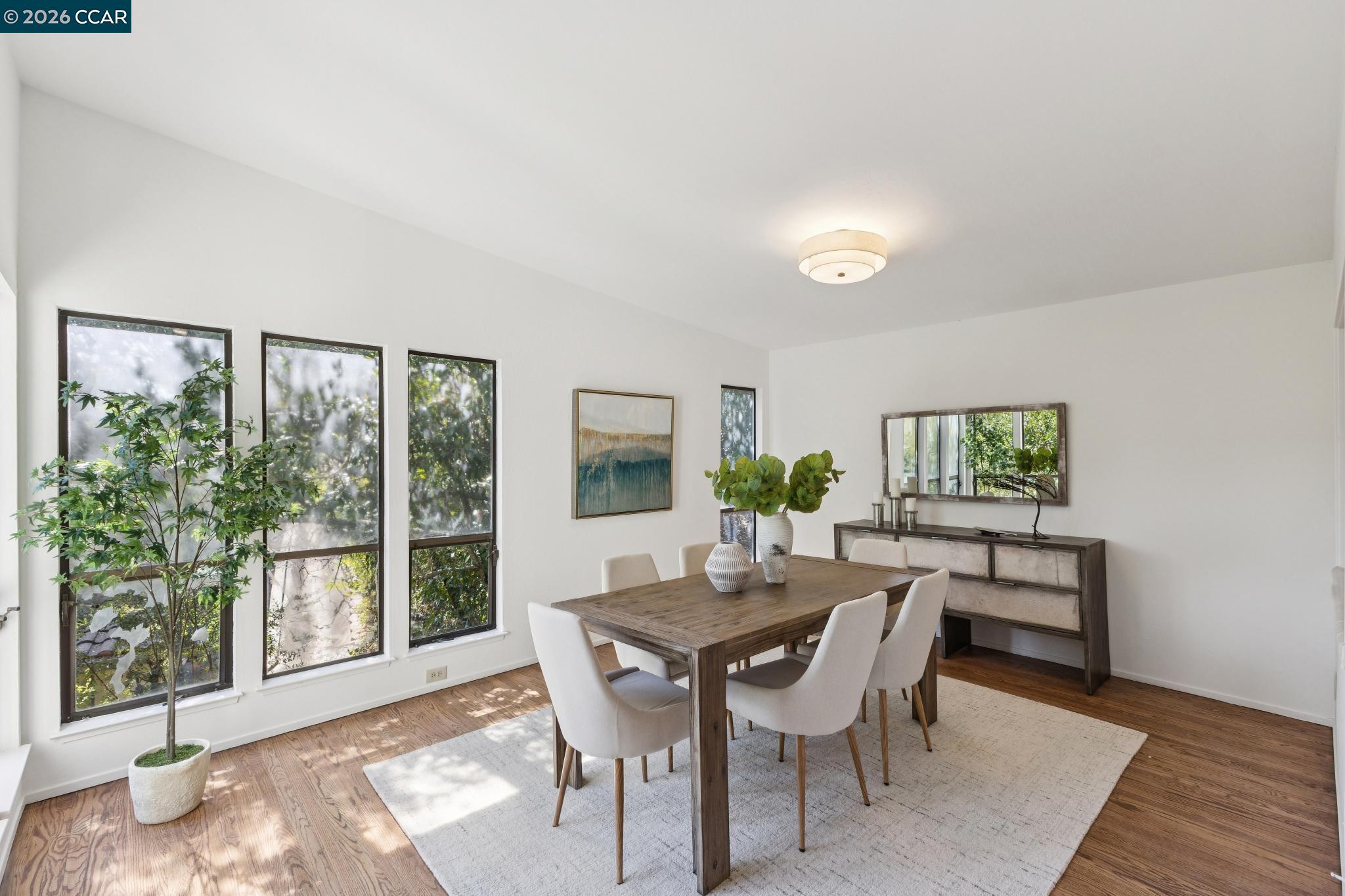 Detail Gallery Image 15 of 39 For 39 Saint Stephens Dr, Orinda,  CA 94563 - 4 Beds | 2/1 Baths