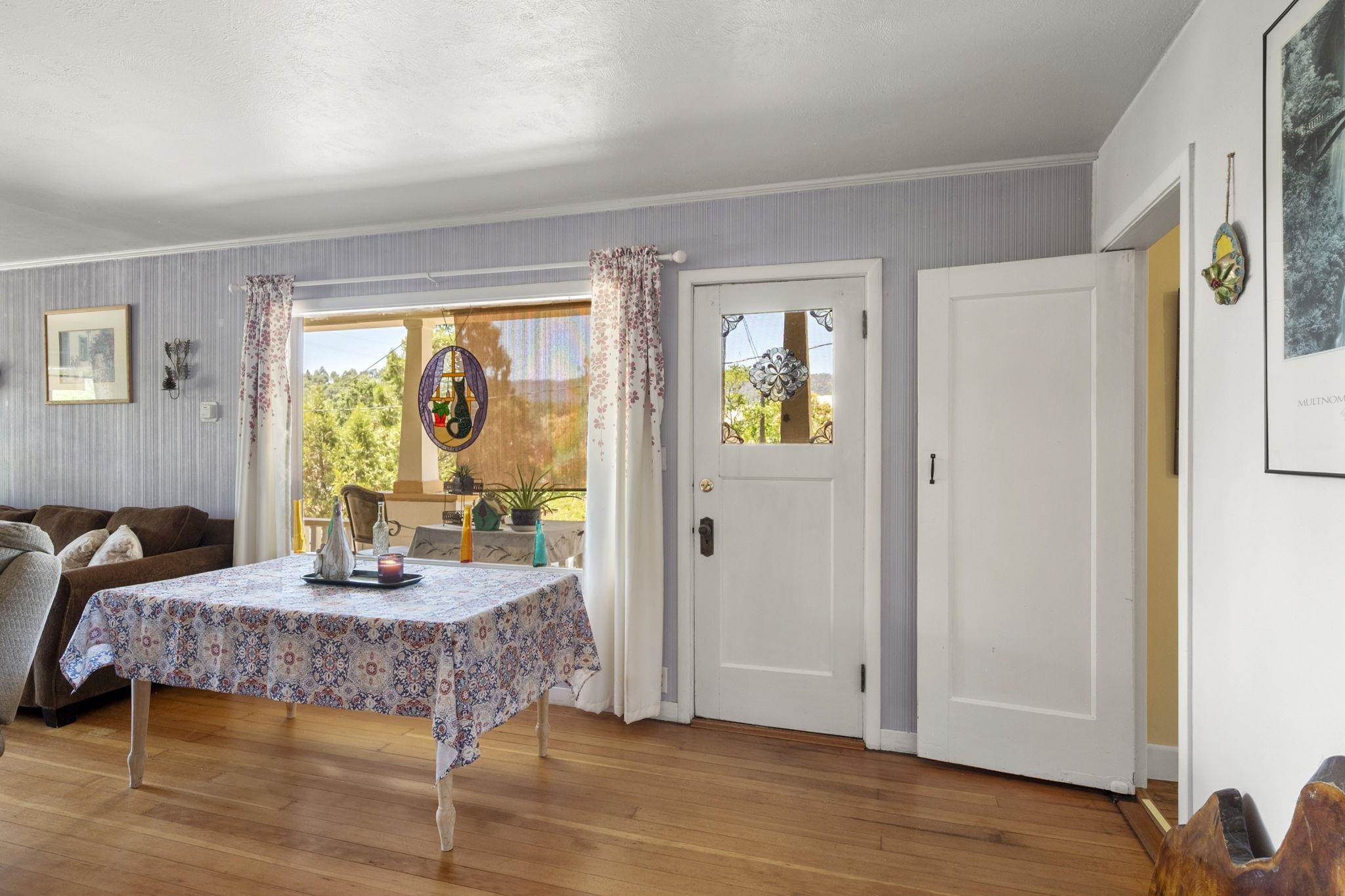 Detail Gallery Image 16 of 54 For 213 Main Street Lot #14, San Andreas,  CA 95249 - 3 Beds | 2 Baths