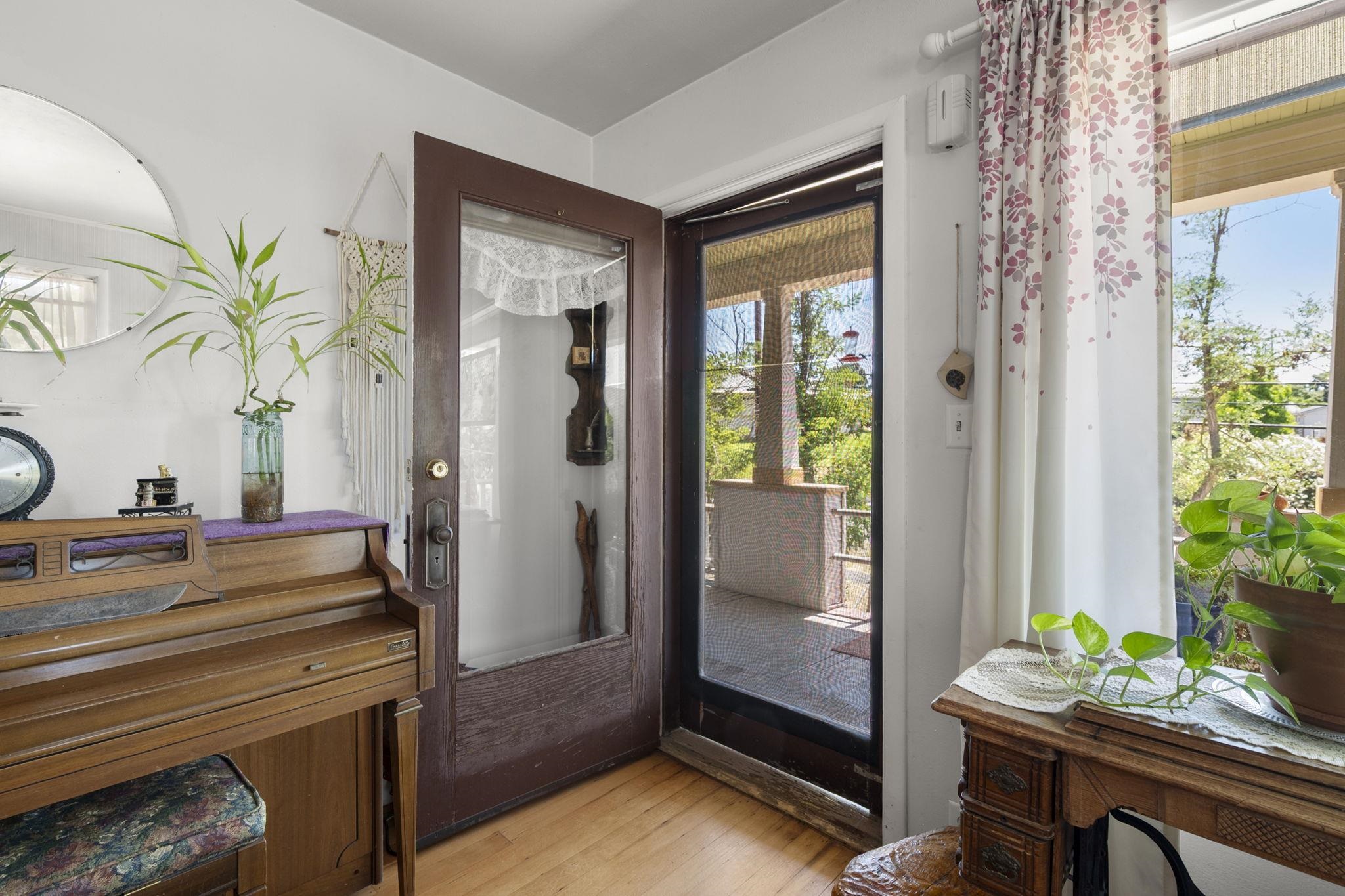 Detail Gallery Image 8 of 54 For 213 Main Street Lot #14, San Andreas,  CA 95249 - 3 Beds | 2 Baths