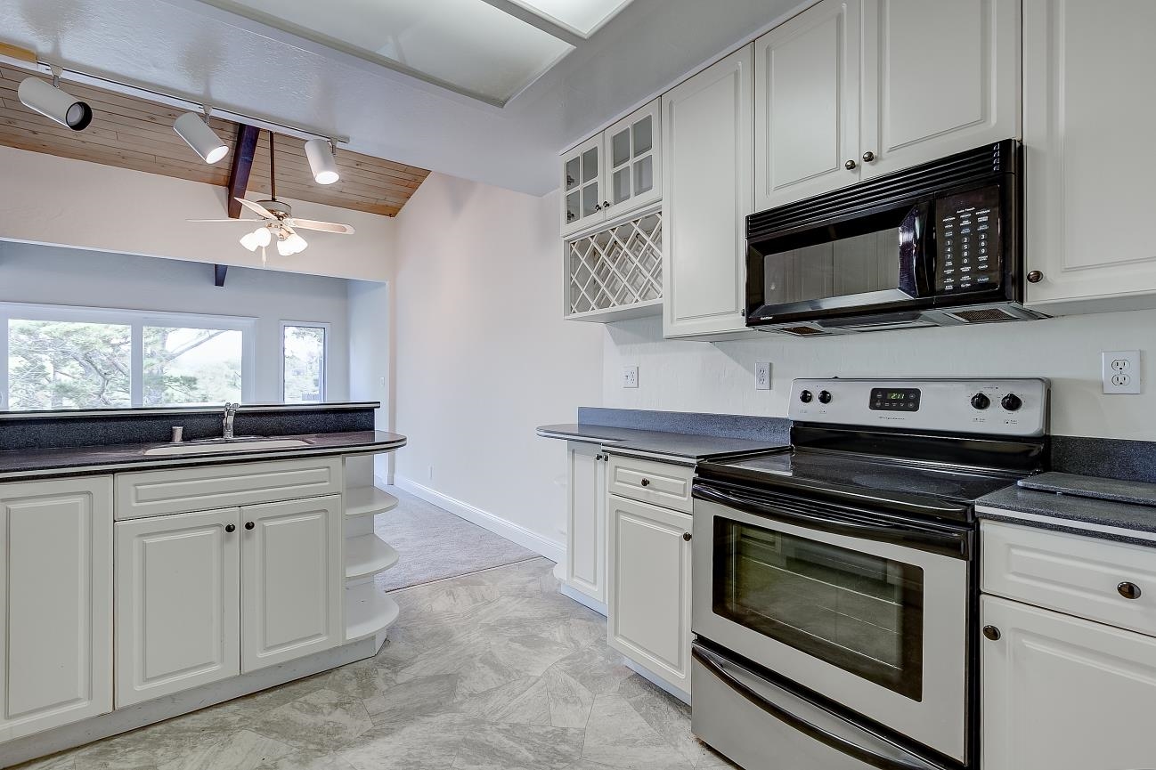 Photo #10: 41122787 Listing: Photo #10