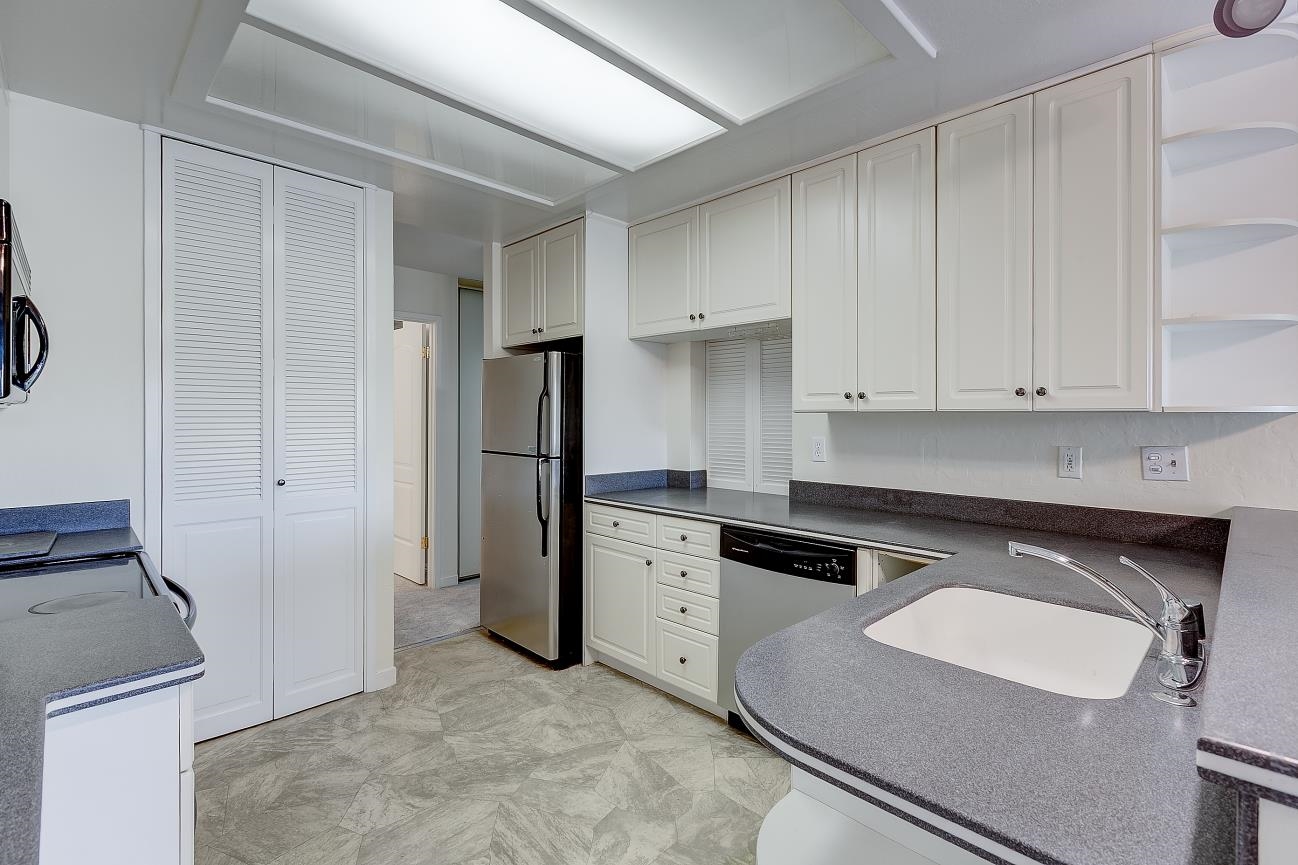 Photo #12: 41122787 Listing: Photo #12