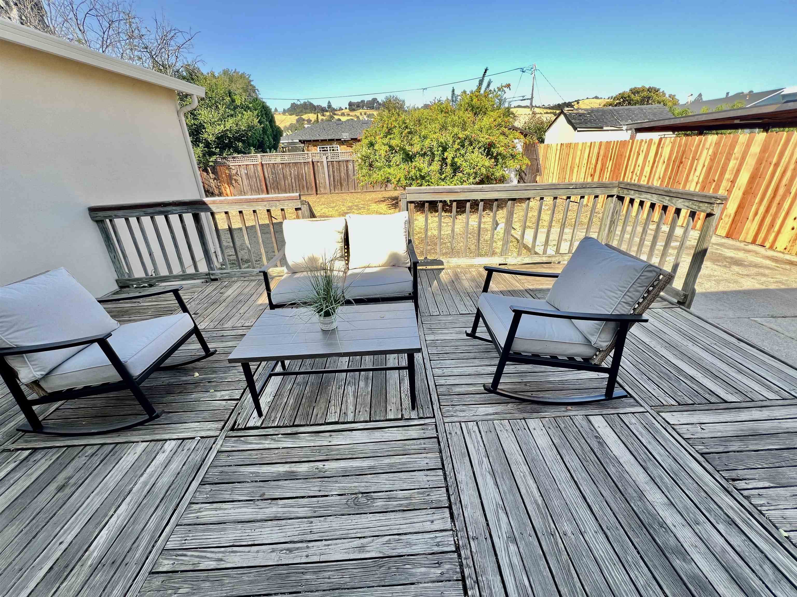 Detail Gallery Image 13 of 14 For 25696 Lander Ave, Hayward,  CA 94544 - 4 Beds | 2 Baths