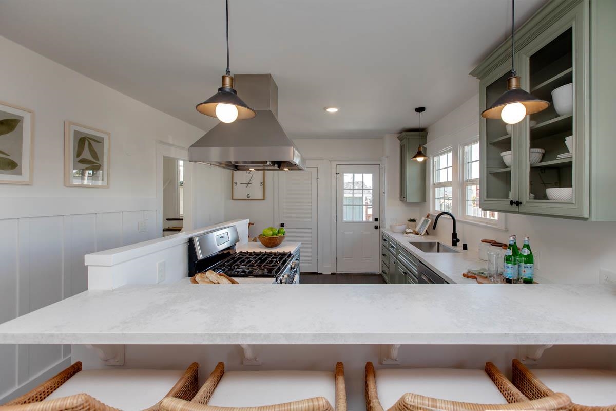 Detail Gallery Image 17 of 60 For 3000 Acton St, Berkeley,  CA 94702 - 2 Beds | 1 Baths