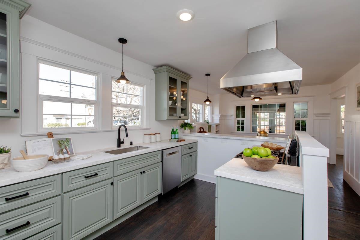 Detail Gallery Image 21 of 60 For 3000 Acton St, Berkeley,  CA 94702 - 2 Beds | 1 Baths