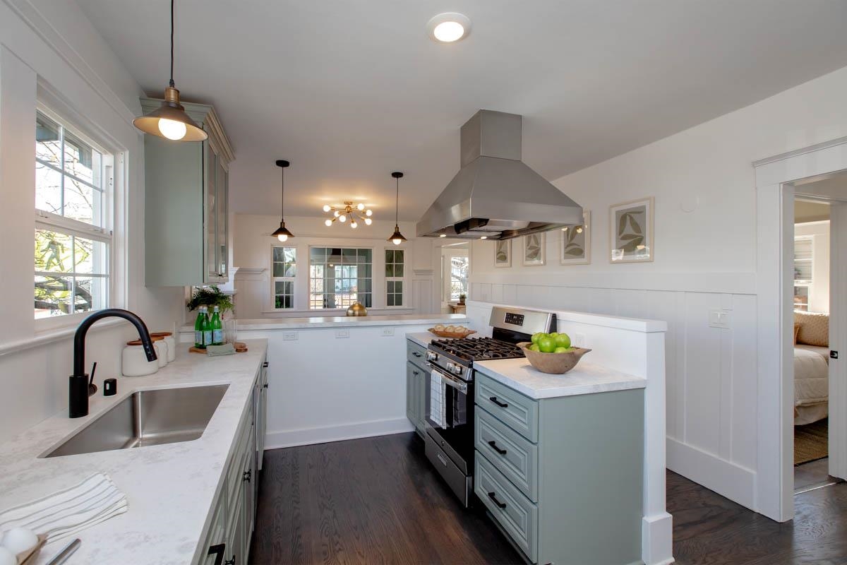 Detail Gallery Image 23 of 60 For 3000 Acton St, Berkeley,  CA 94702 - 2 Beds | 1 Baths