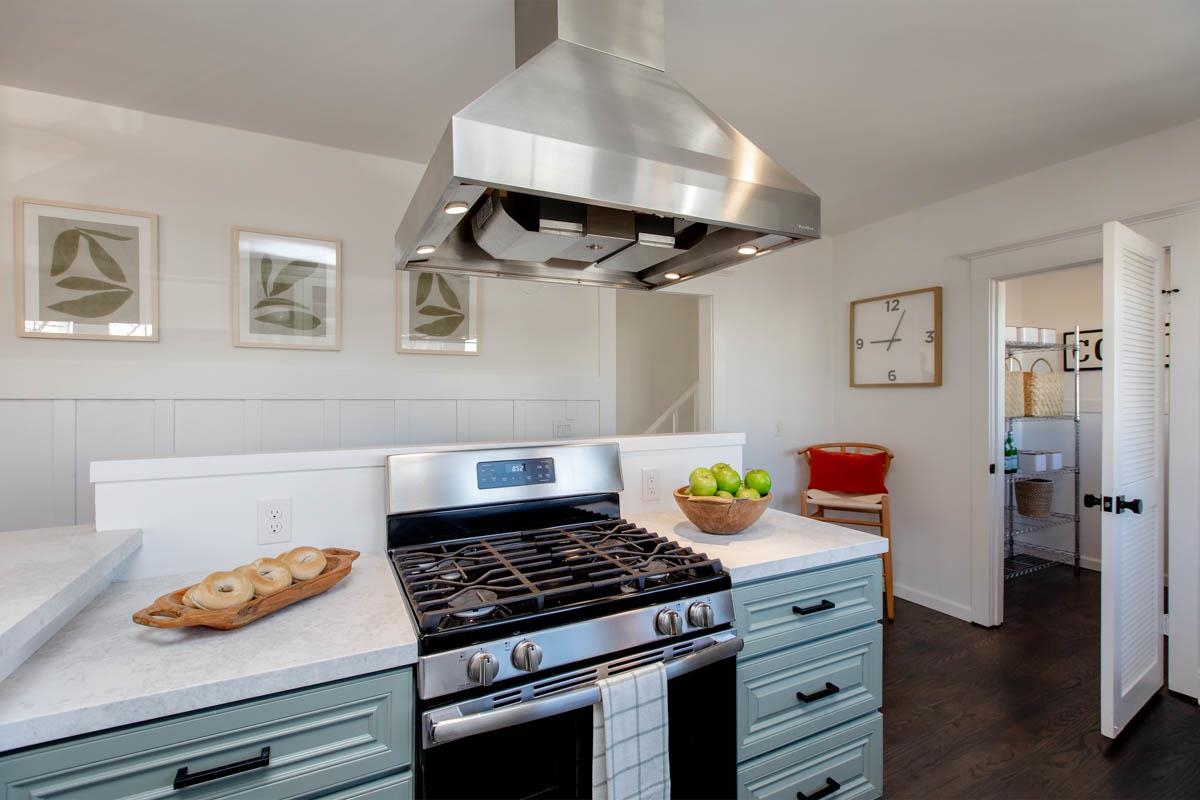 Detail Gallery Image 24 of 60 For 3000 Acton St, Berkeley,  CA 94702 - 2 Beds | 1 Baths