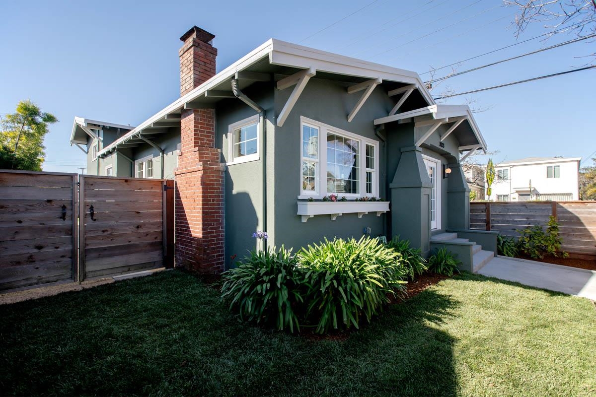 Detail Gallery Image 4 of 60 For 3000 Acton St, Berkeley,  CA 94702 - 2 Beds | 1 Baths