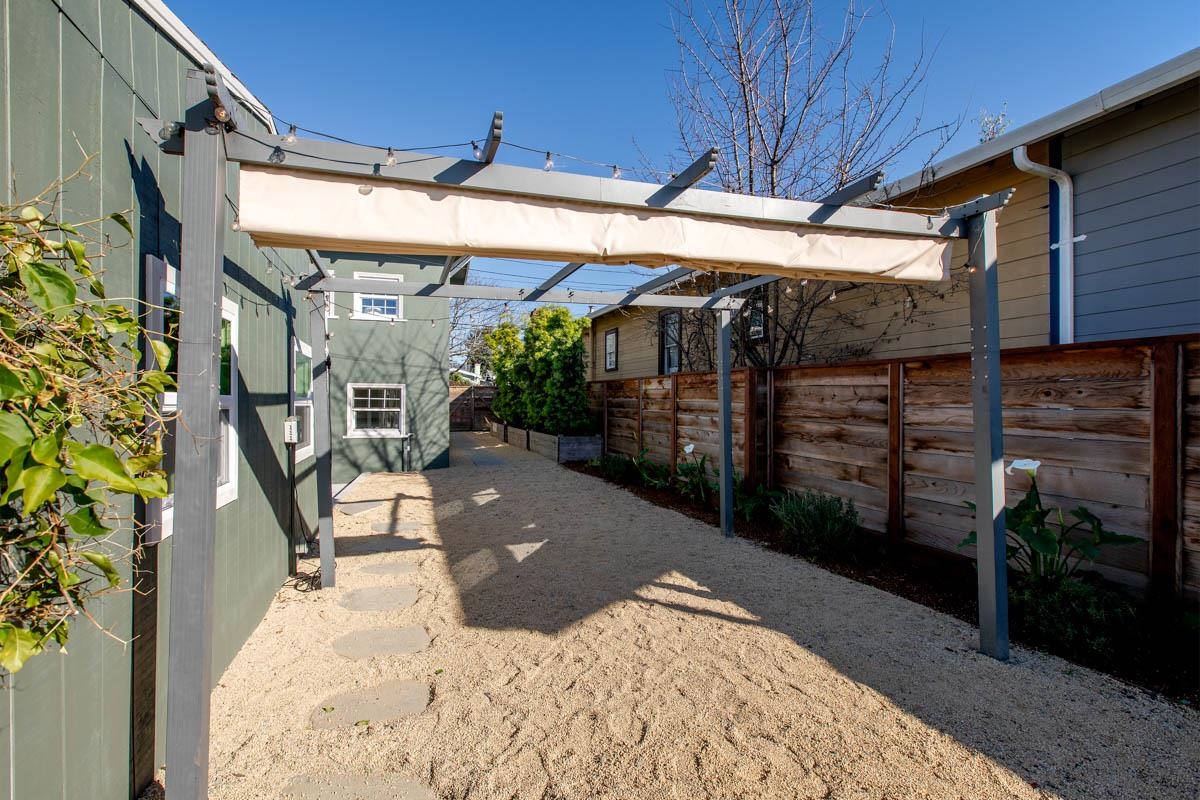 Detail Gallery Image 48 of 60 For 3000 Acton St, Berkeley,  CA 94702 - 2 Beds | 1 Baths