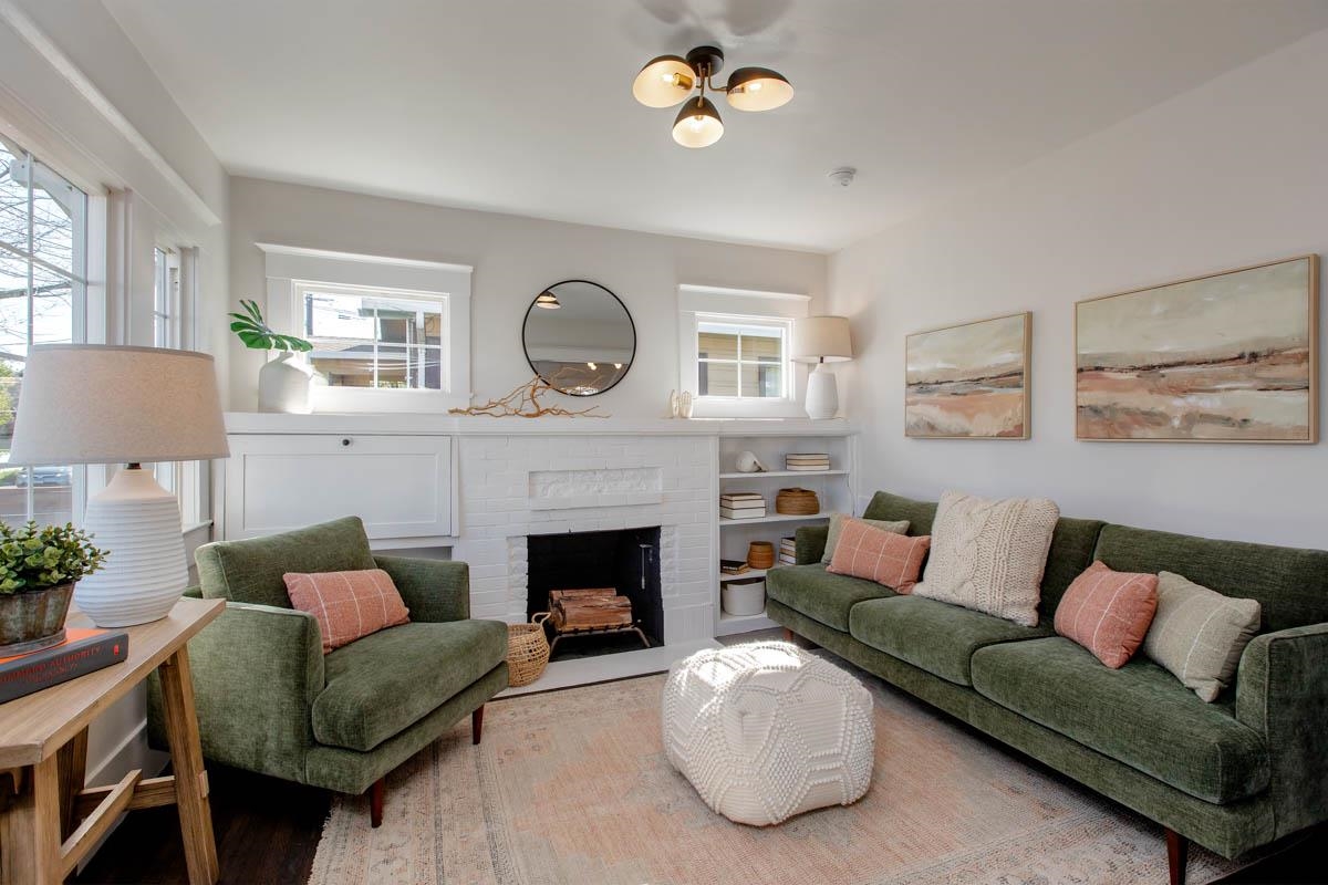 Detail Gallery Image 9 of 60 For 3000 Acton St, Berkeley,  CA 94702 - 2 Beds | 1 Baths