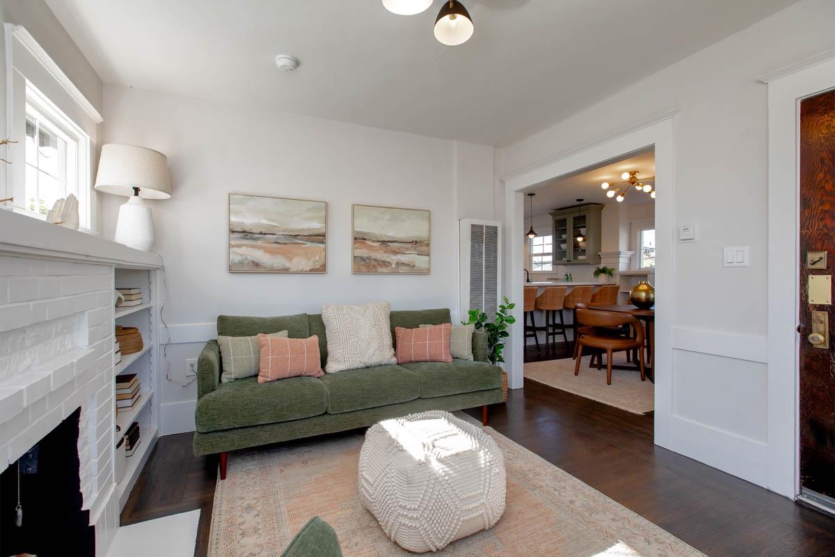 Detail Gallery Image 10 of 60 For 3000 Acton St, Berkeley,  CA 94702 - 2 Beds | 1 Baths