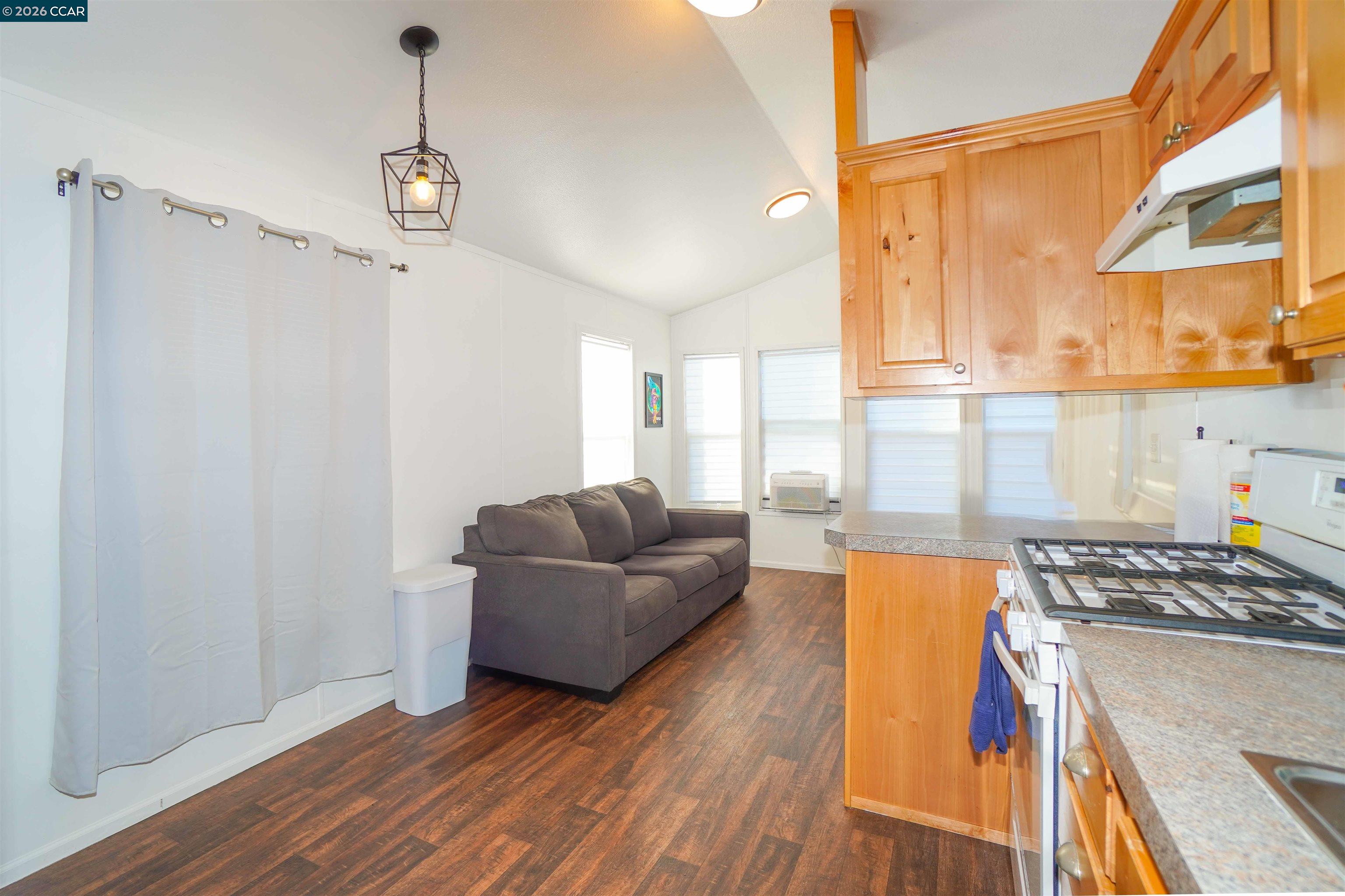 Detail Gallery Image 5 of 18 For 515 River Rd #23,  Rio Vista,  CA 94571 - 1 Beds | 1 Baths