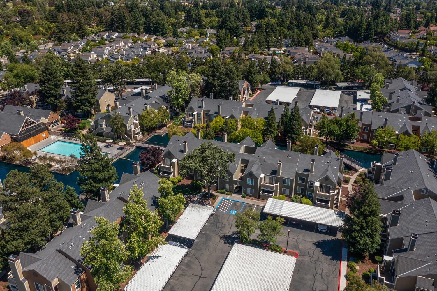 Photo #2: 41122793 Listing: Photo #2