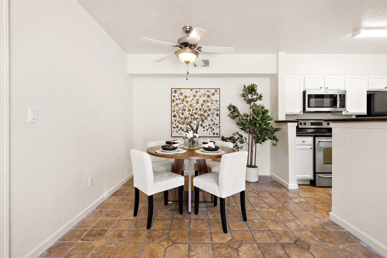 Photo #13: 41122793 Listing: Photo #13