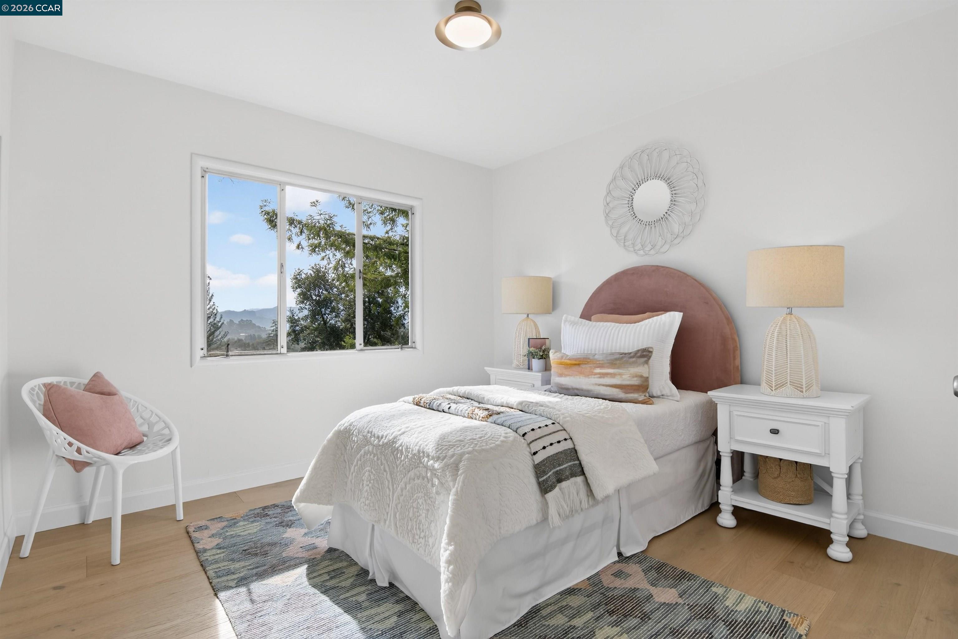 Detail Gallery Image 19 of 47 For 22 Las Palomas, Orinda,  CA 94563 - 3 Beds | 3 Baths