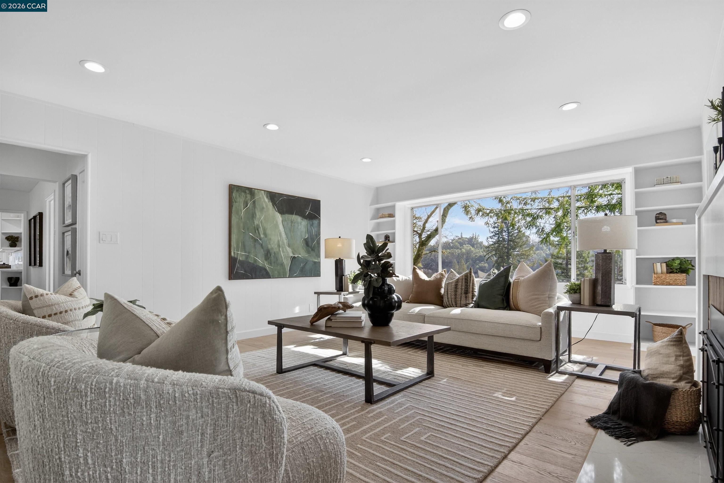 Detail Gallery Image 6 of 47 For 22 Las Palomas, Orinda,  CA 94563 - 3 Beds | 3 Baths