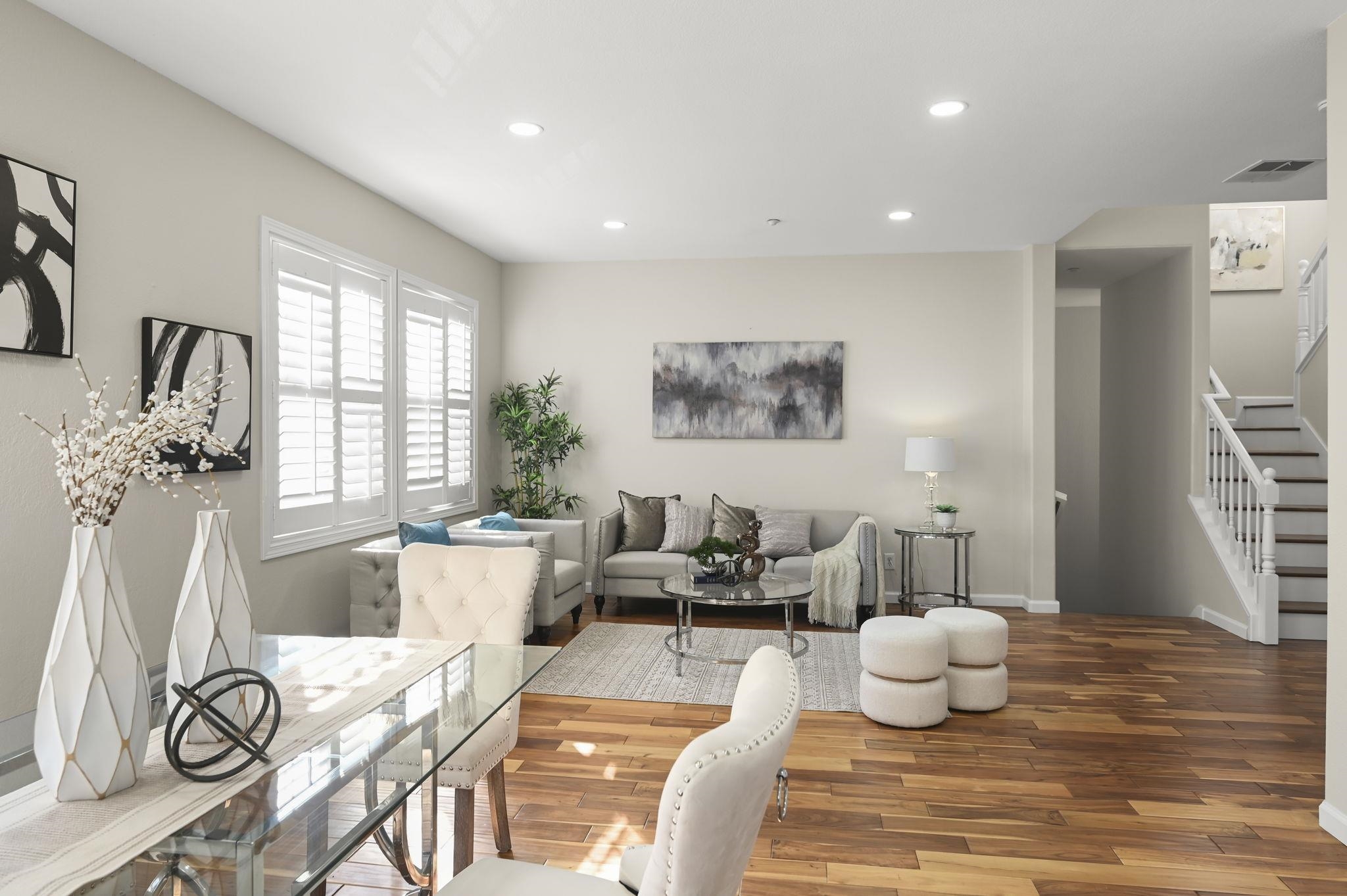 Photo #5: 41122797 Listing: Photo #5