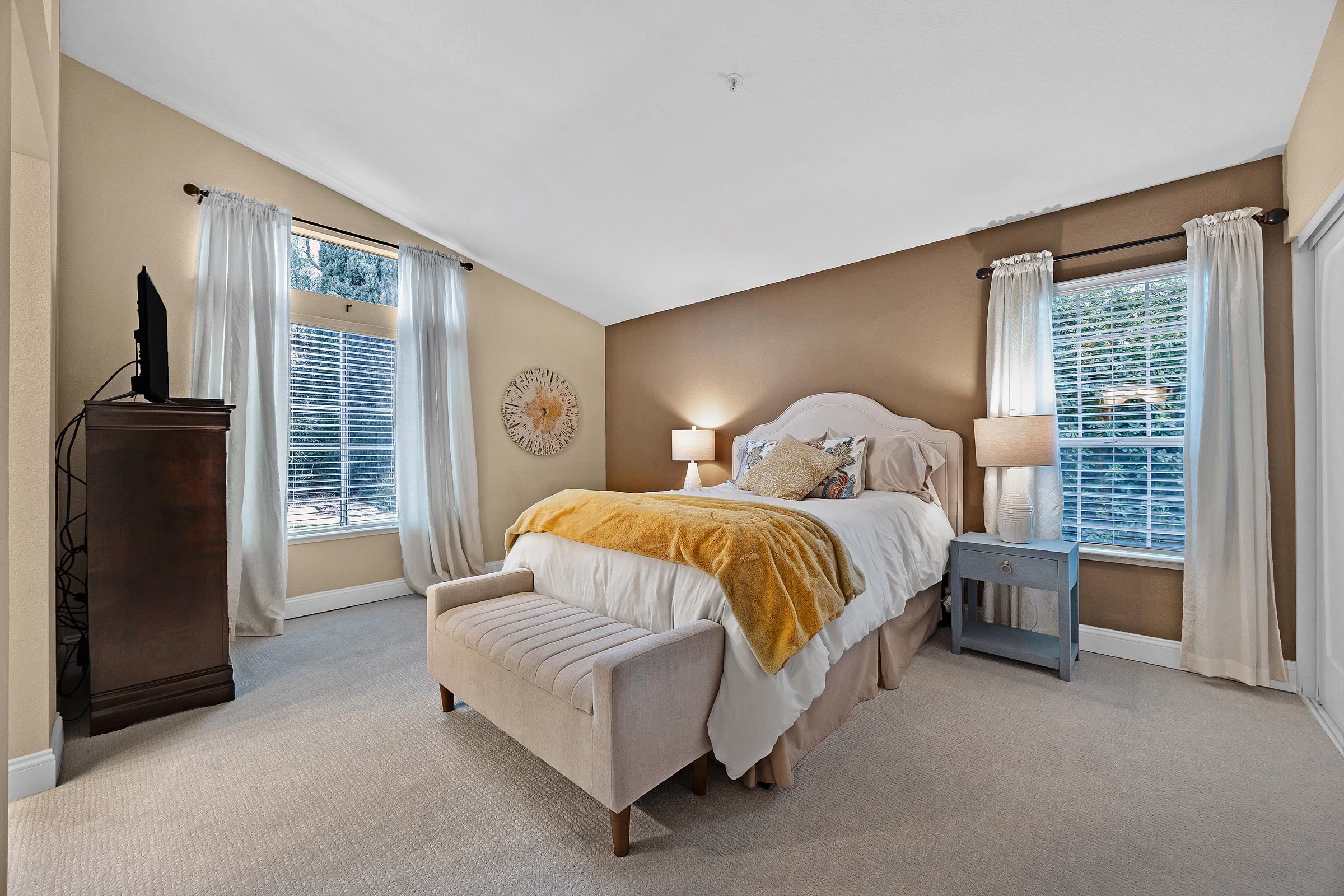 Detail Gallery Image 20 of 44 For 1127 Meadow Drive, Livermore,  CA 94551 - 3 Beds | 2 Baths