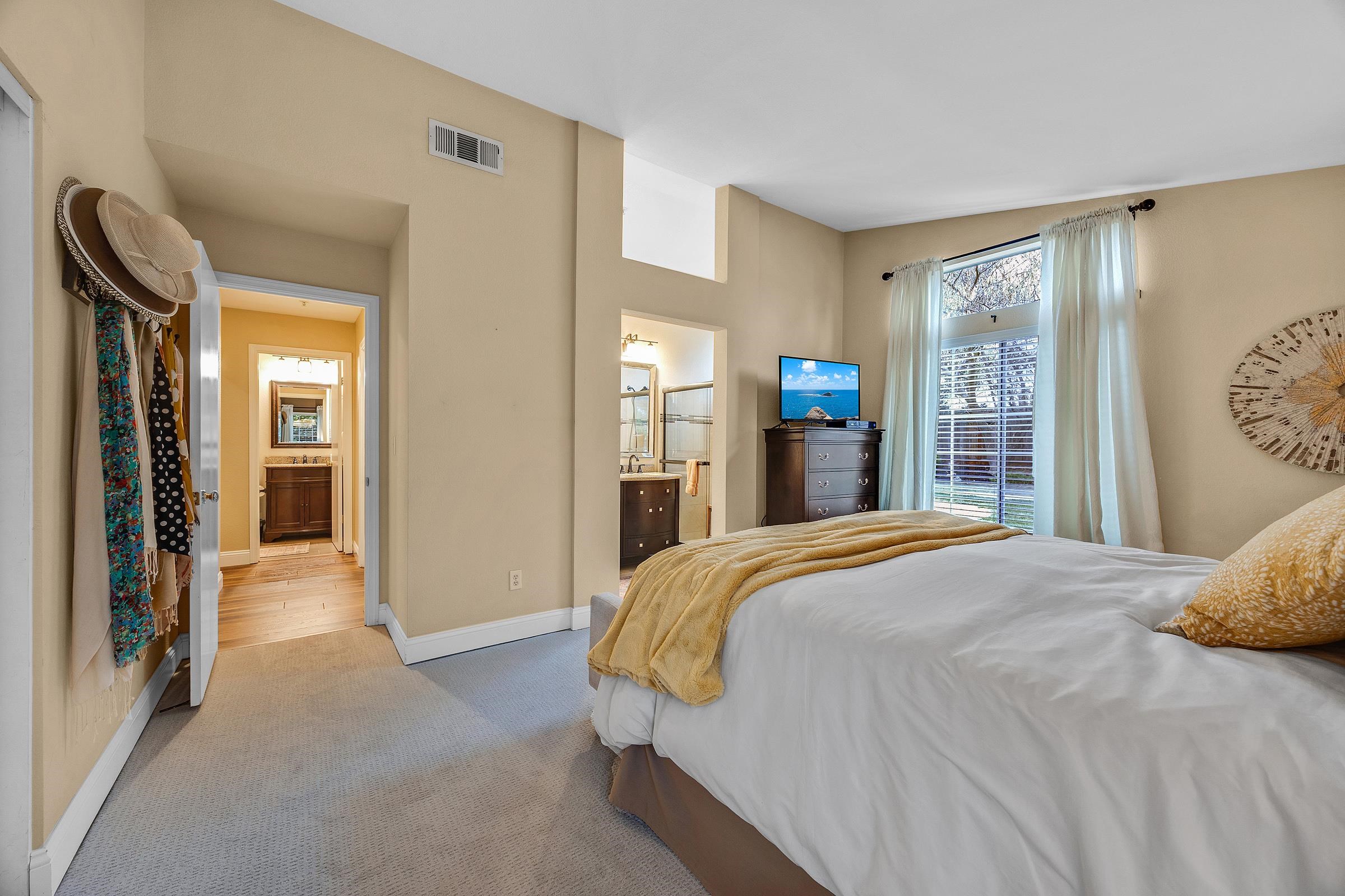 Detail Gallery Image 21 of 44 For 1127 Meadow Drive, Livermore,  CA 94551 - 3 Beds | 2 Baths