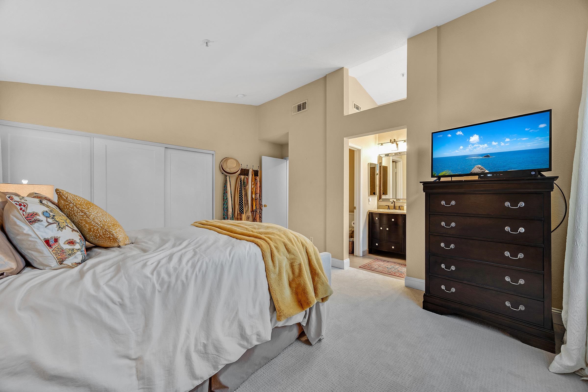 Detail Gallery Image 22 of 44 For 1127 Meadow Drive, Livermore,  CA 94551 - 3 Beds | 2 Baths