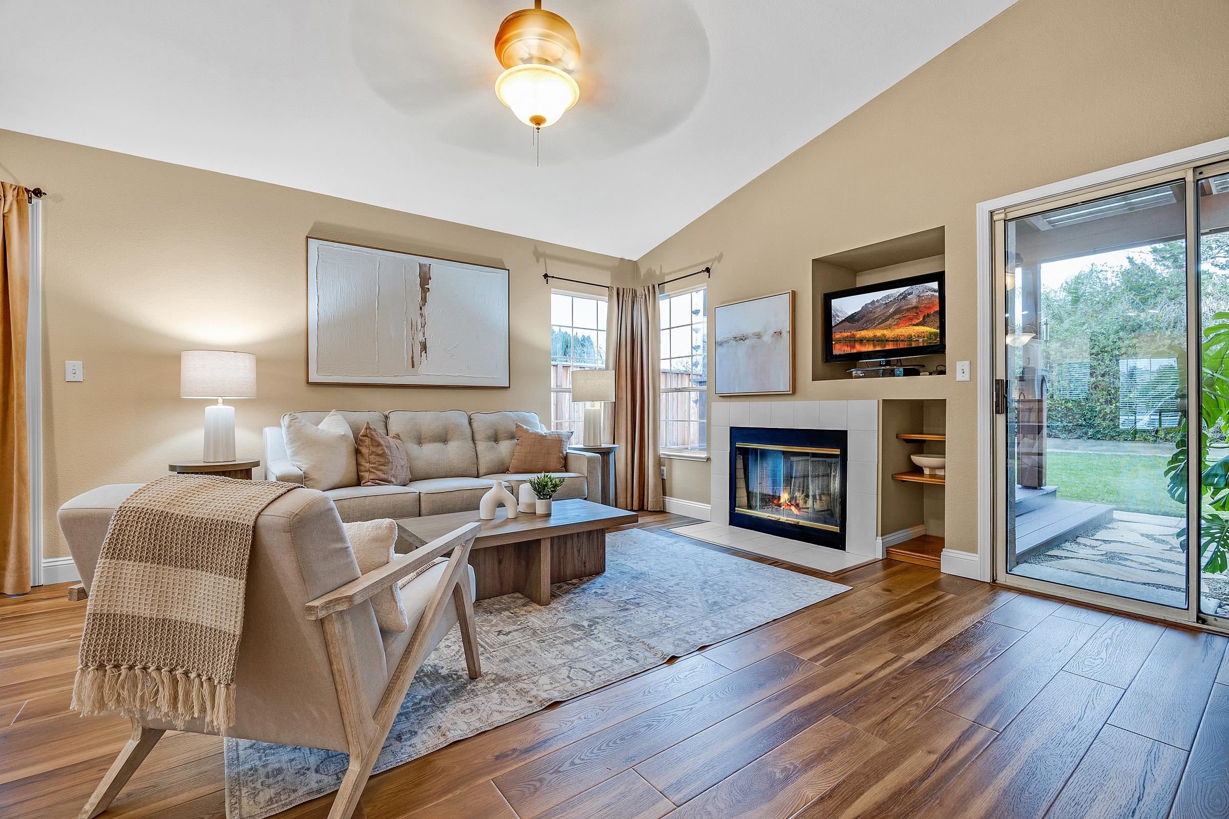 Detail Gallery Image 10 of 44 For 1127 Meadow Drive, Livermore,  CA 94551 - 3 Beds | 2 Baths