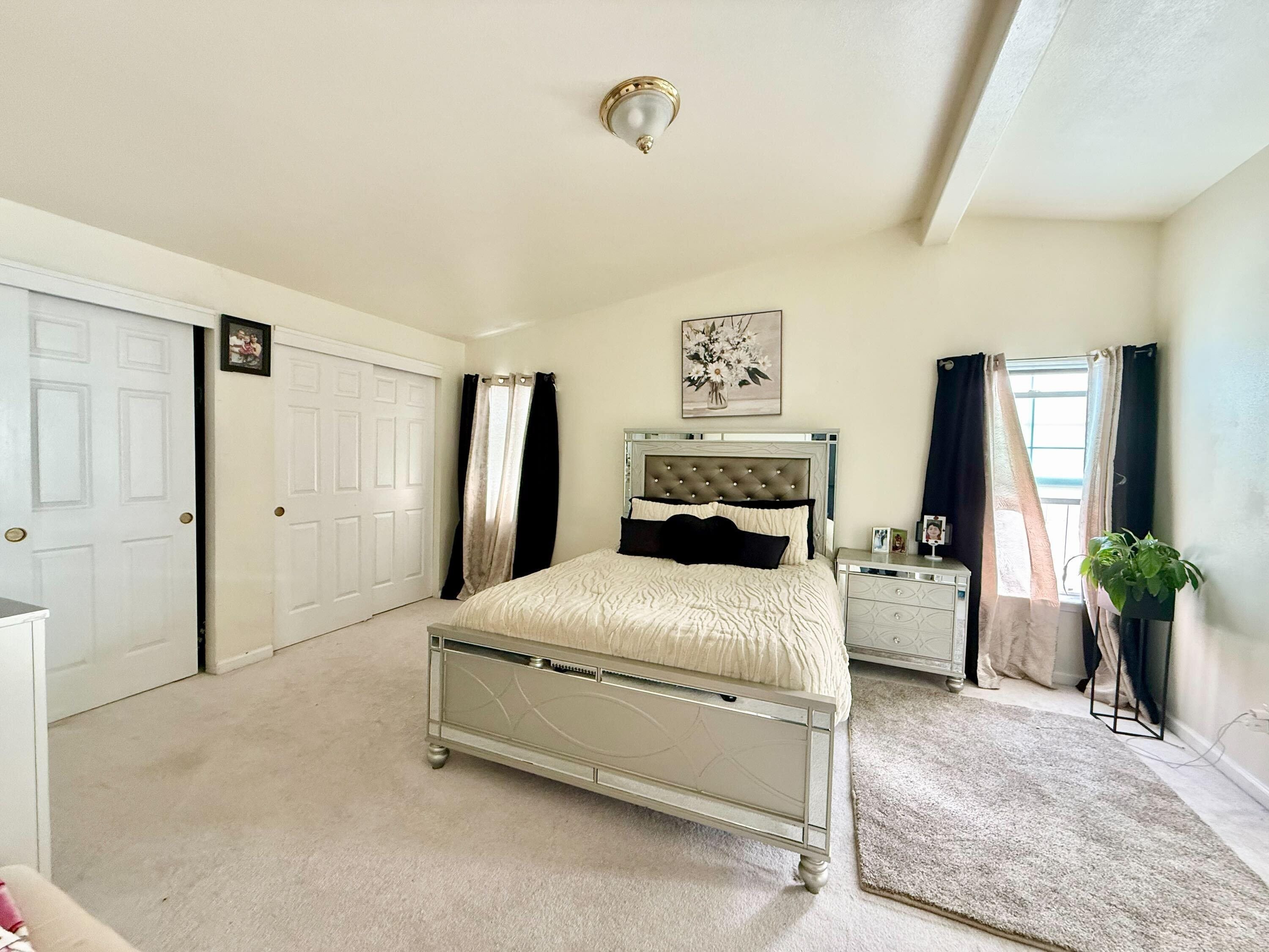 Detail Gallery Image 5 of 9 For 1225 Vienna Dr #32,  Sunnyvale,  CA 94089 - 3 Beds | 2 Baths