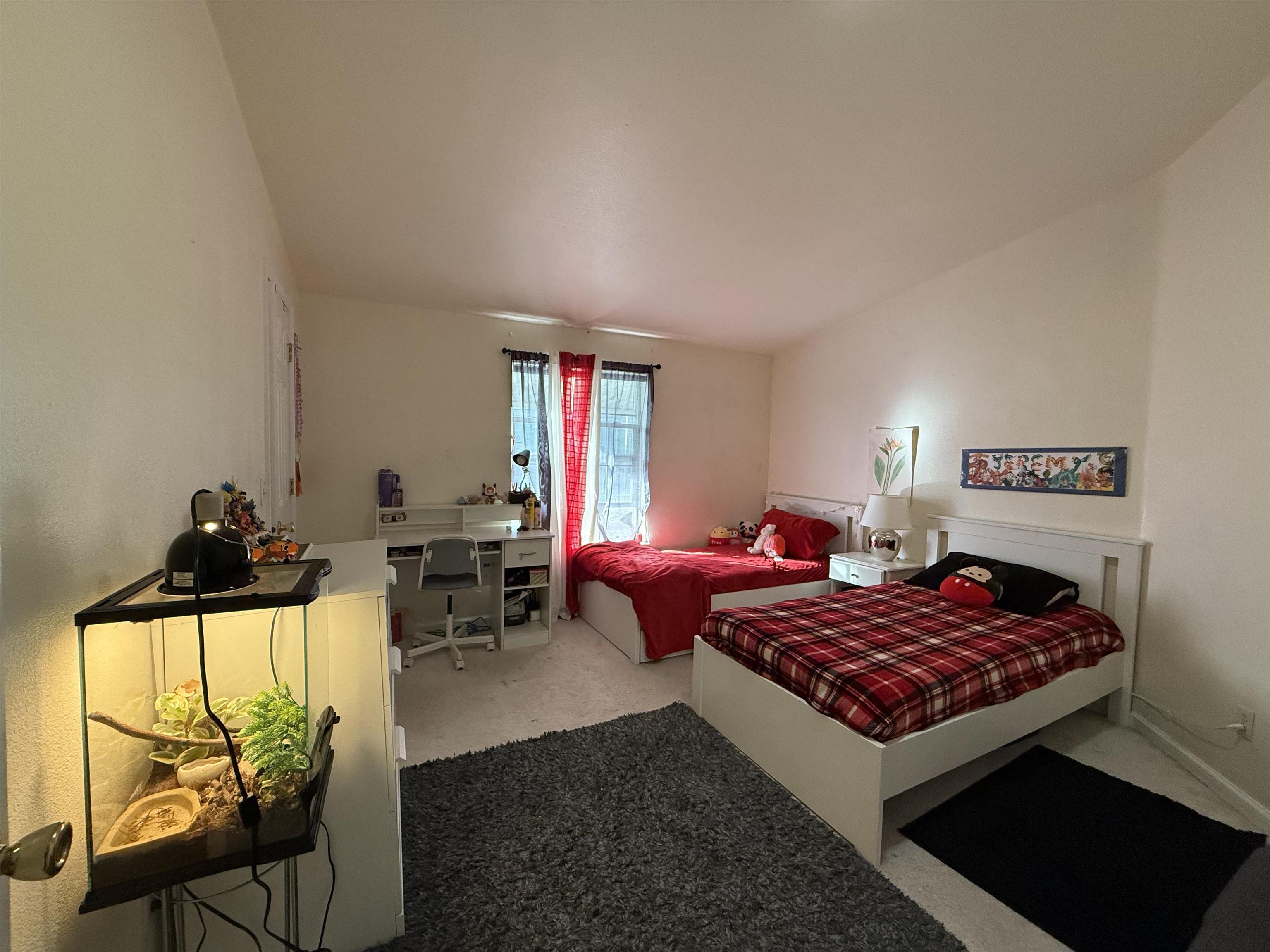 Detail Gallery Image 7 of 9 For 1225 Vienna Dr #32,  Sunnyvale,  CA 94089 - 3 Beds | 2 Baths