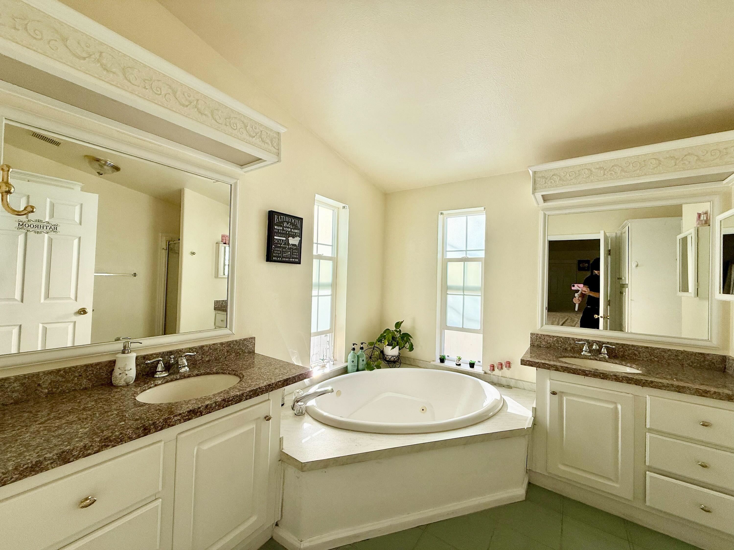 Detail Gallery Image 8 of 9 For 1225 Vienna Dr #32,  Sunnyvale,  CA 94089 - 3 Beds | 2 Baths