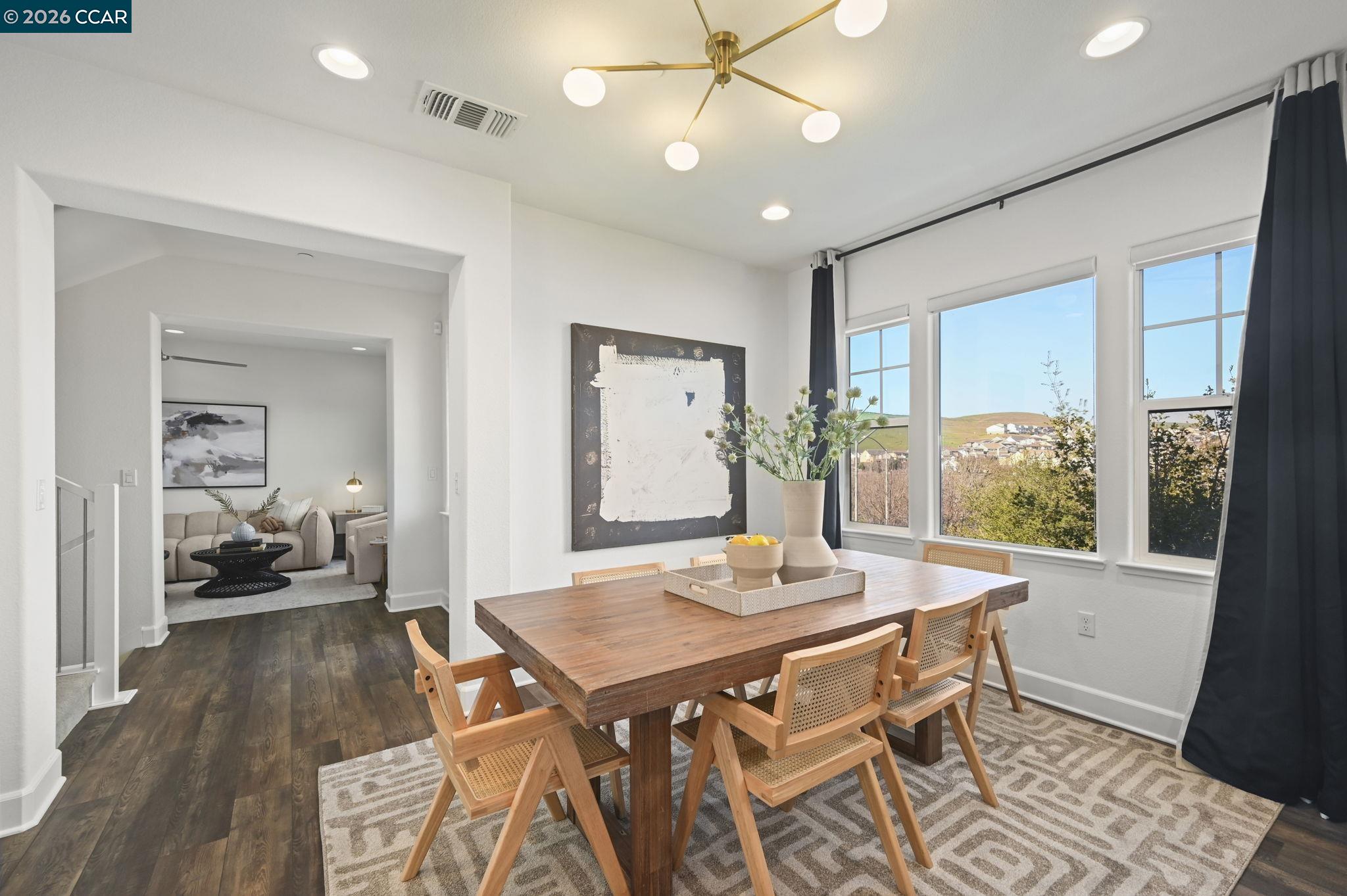 Detail Gallery Image 11 of 37 For 3827 Branding Iron Place, Dublin,  CA 94568 - 4 Beds | 4 Baths