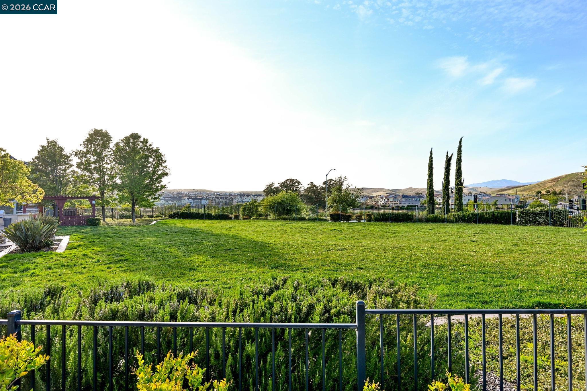 Detail Gallery Image 34 of 37 For 3827 Branding Iron Place, Dublin,  CA 94568 - 4 Beds | 4 Baths