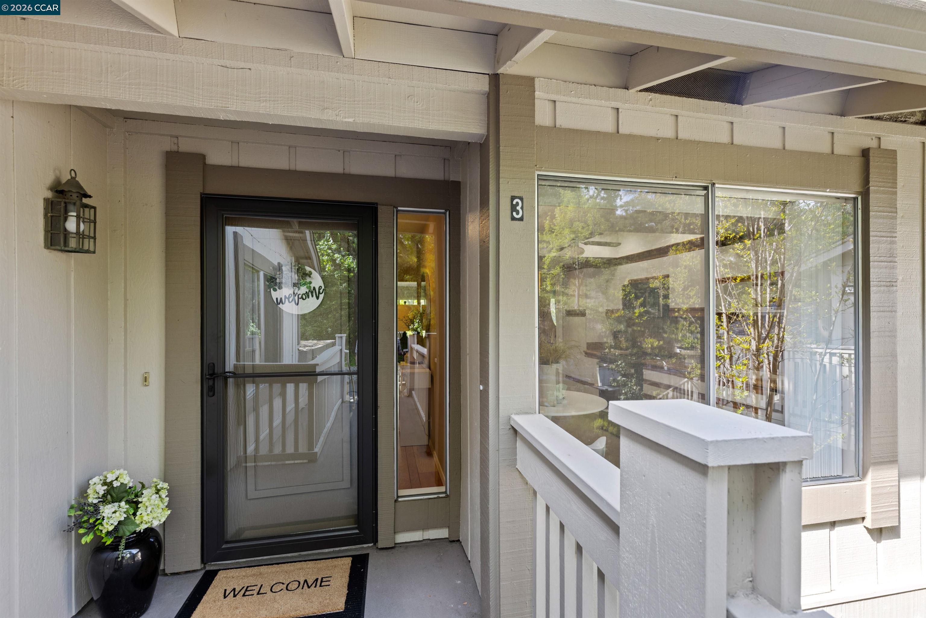 Detail Gallery Image 2 of 24 For 2055 Cactus Ct #3,  Walnut Creek,  CA 94595 - 2 Beds | 2 Baths