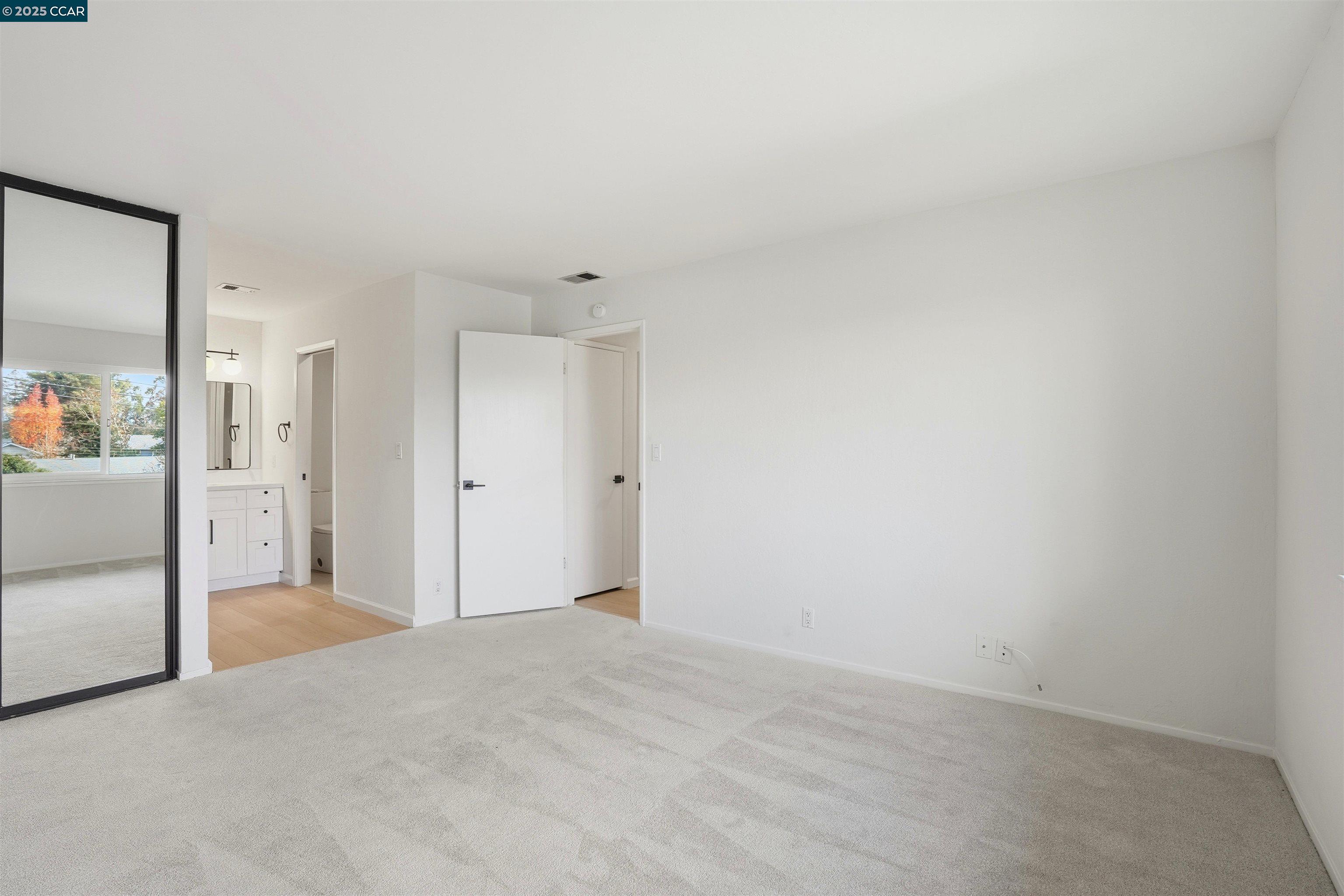 Detail Gallery Image 11 of 18 For 1077 Wesley Ct #7,  Walnut Creek,  CA 94597 - 2 Beds | 2 Baths